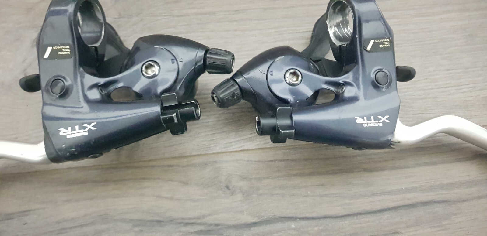 Vintage Shimano XTR ST-M900 3×8 STI NAX900