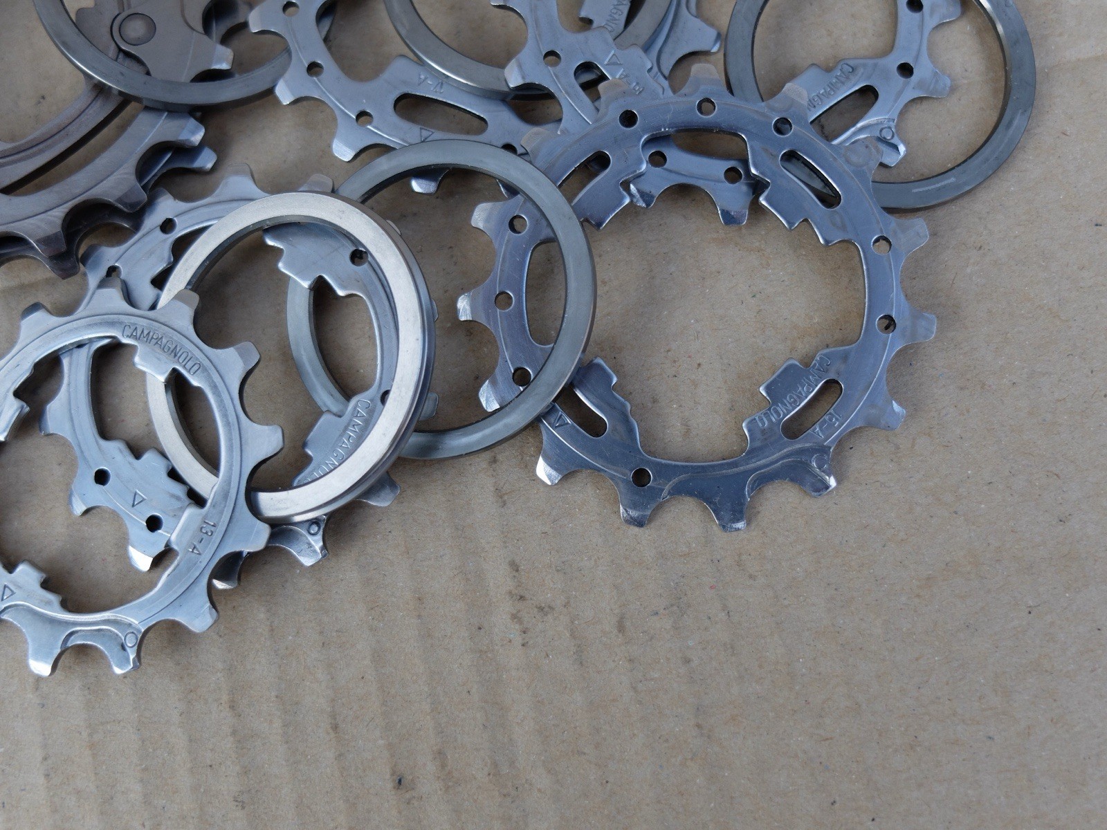 Campagnolo Record 10sp Cassette Ultradrive 12-23TH (Mint Condition)