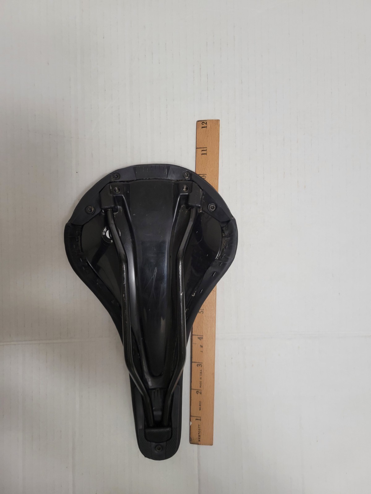 Specialized Saddle/Seat w/ Rails, Black, Steel, 7×7 mm, Universal