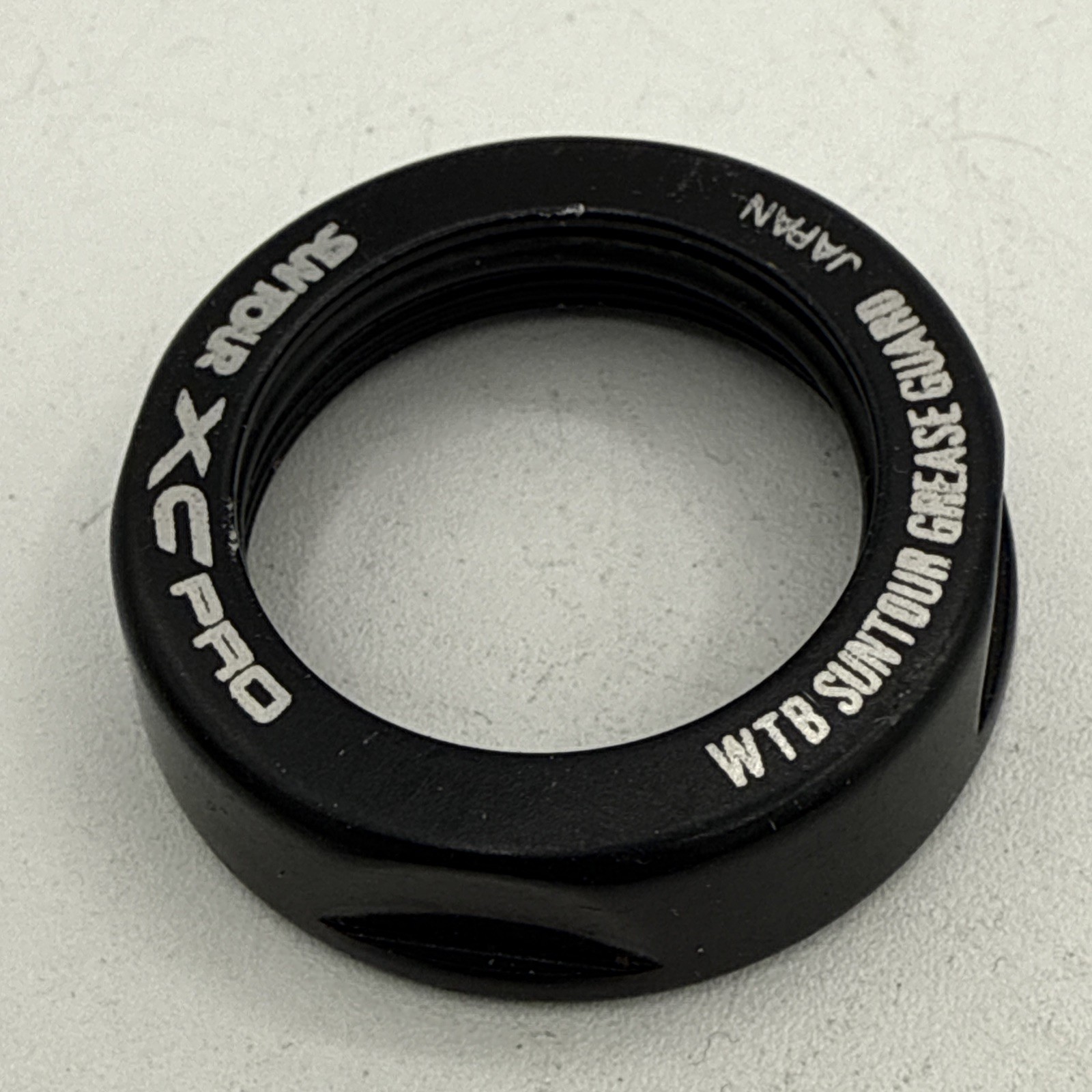 Vintage Suntour XC Grease Guard Top Nut 1 1/8 Threaded 90s Race Bike Black NOS