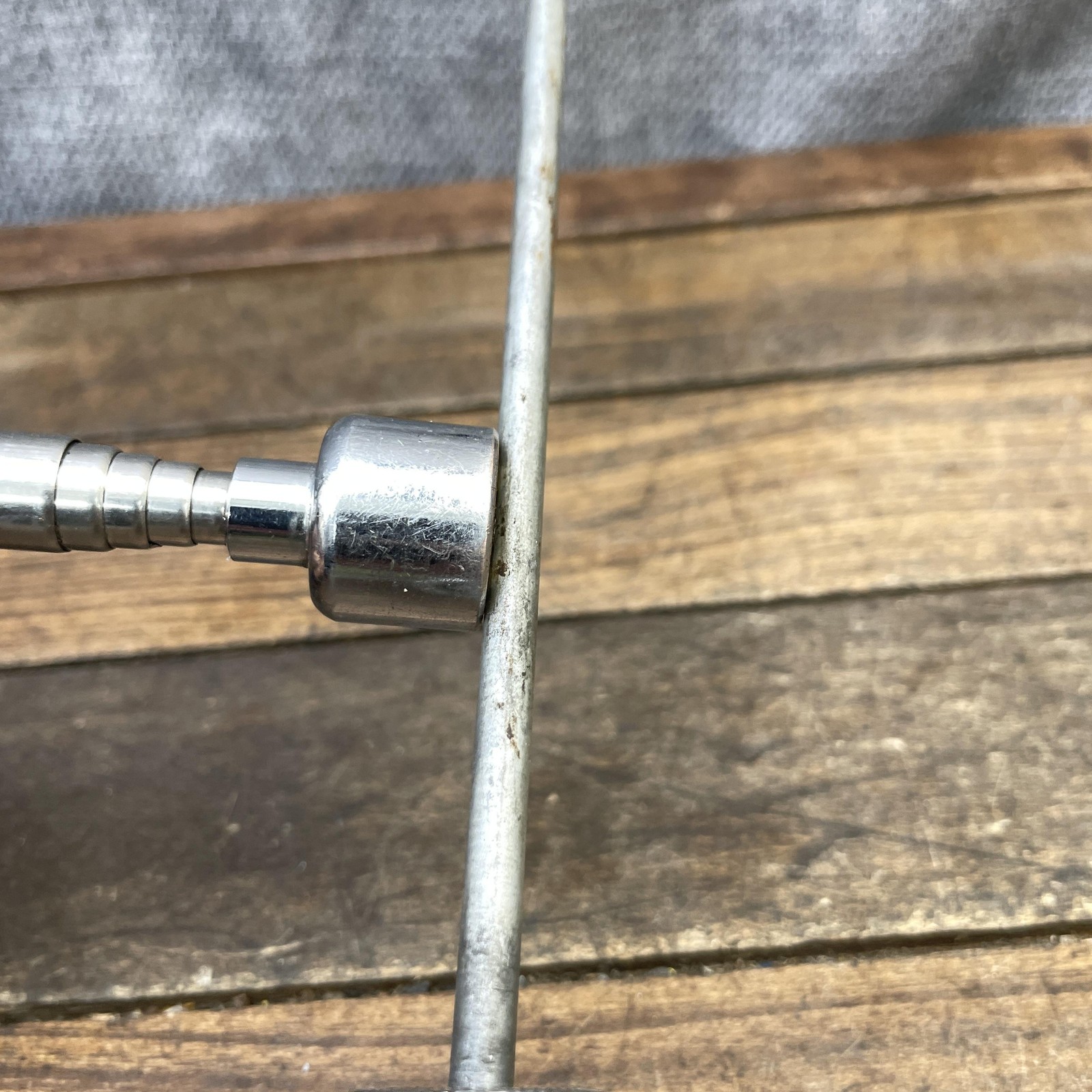 Shimano 600 Quick Release Skewer Road Rear Wheel Axle 126 QR Japan No Springs