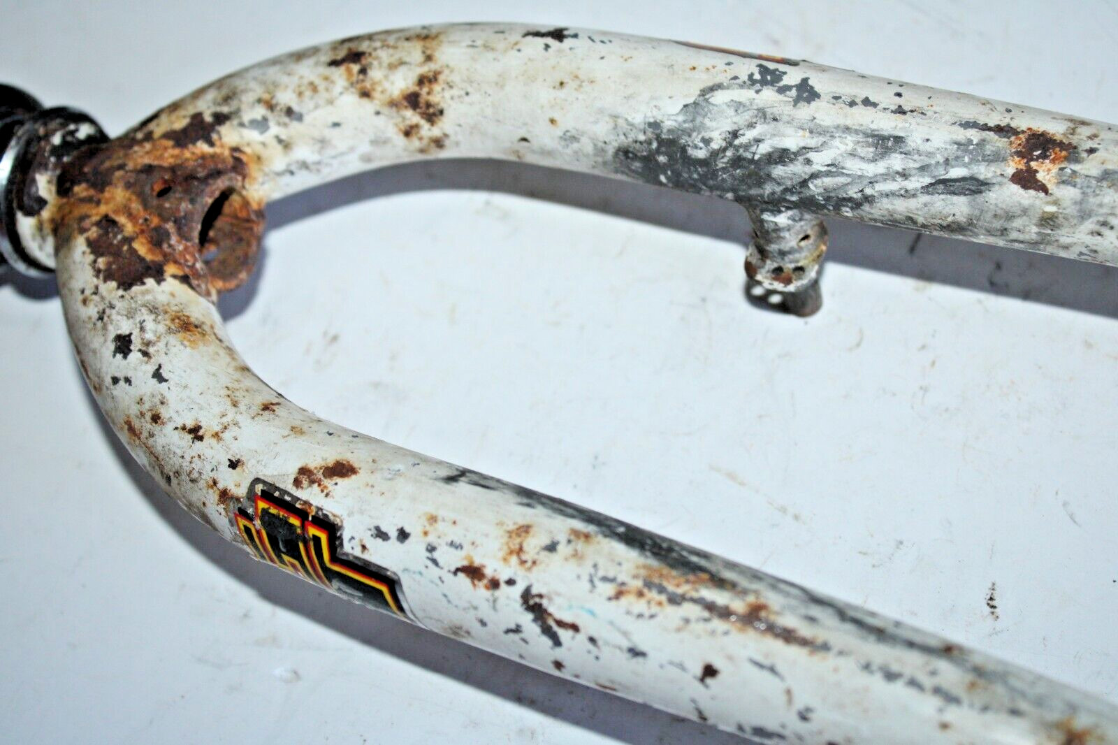 Vintage GT Rigid MTB Bike Fork 26″ 1″ Threaded 140mm WHT Steel Canti USA Shipper