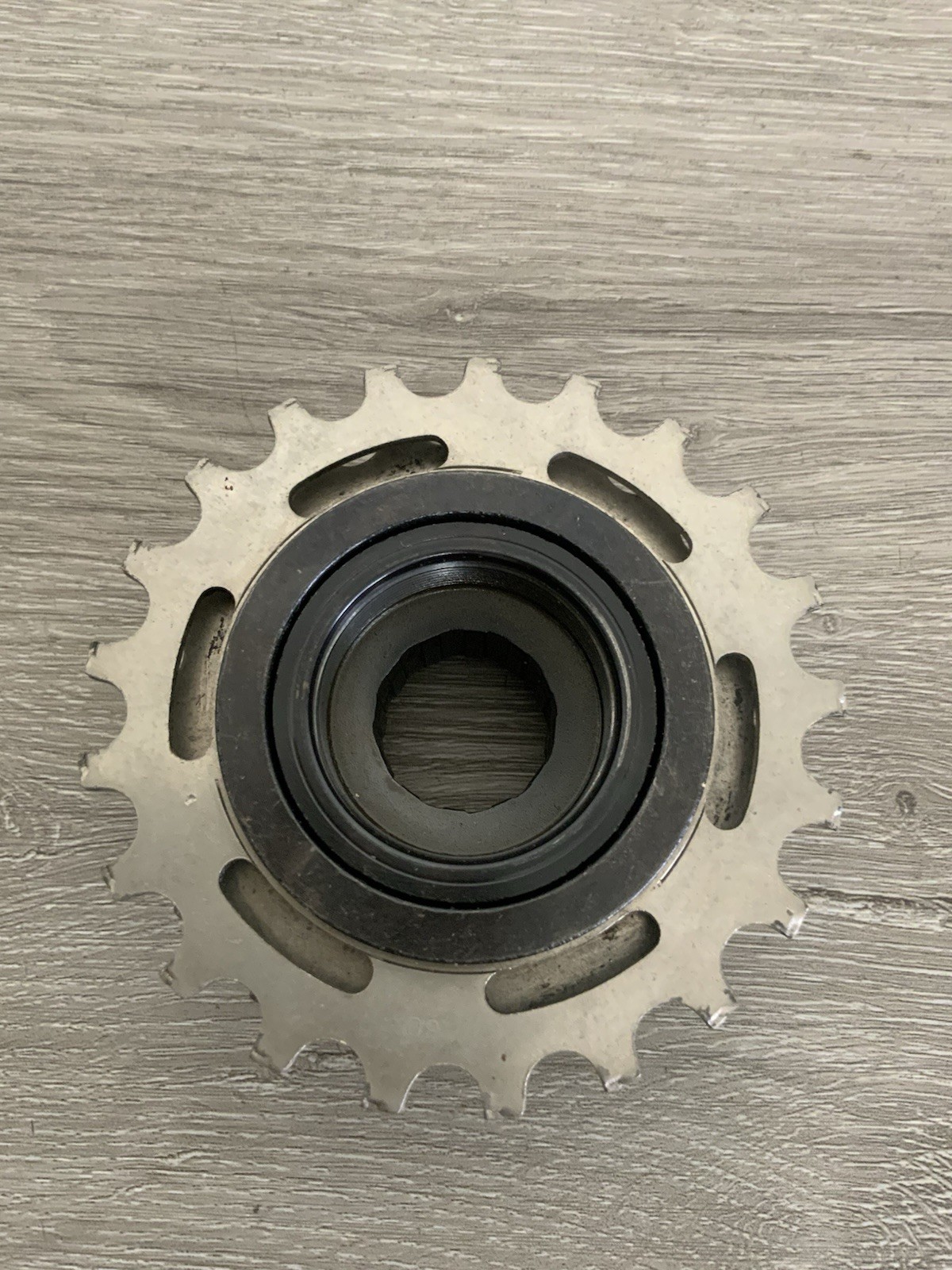 SACHS MAILLARD FREEWHEEL 7 SPEED 12-21 TOOTH ISO THREADING