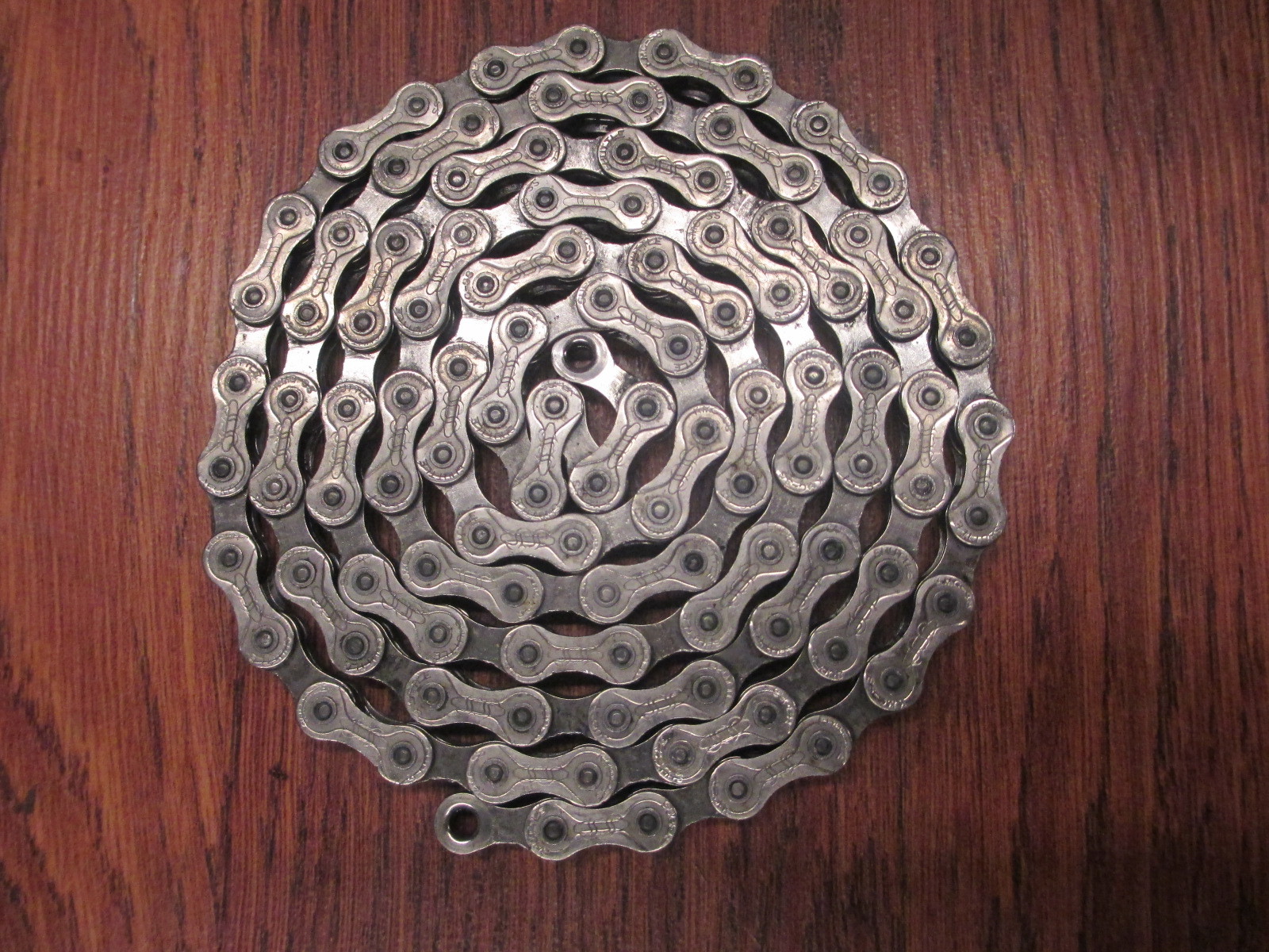 KMC SS SUPER SHUTTLE CHAIN 106 LINKS