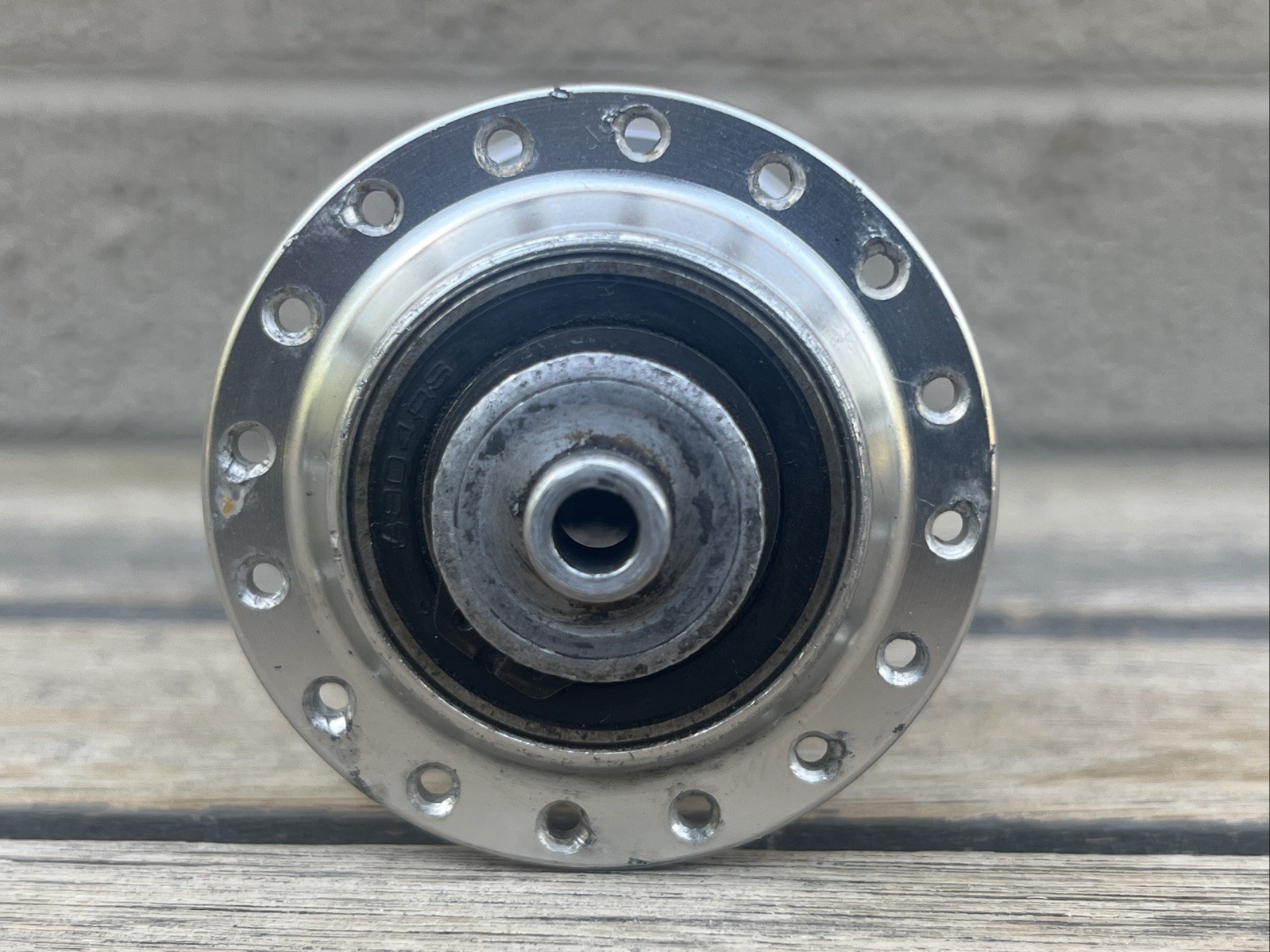Vintage Nuke Proof 32-hole Carbon Aluminum hubset Shimano HG freehub Body