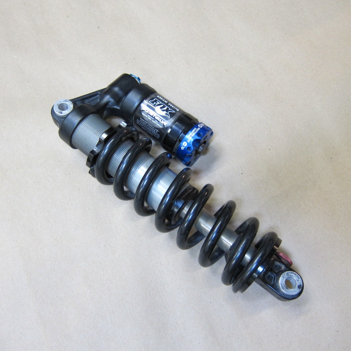 Fox Factory Series DHX RC4 Coil Shock 8.5″x 400lb x 2.80″ Boostvalve