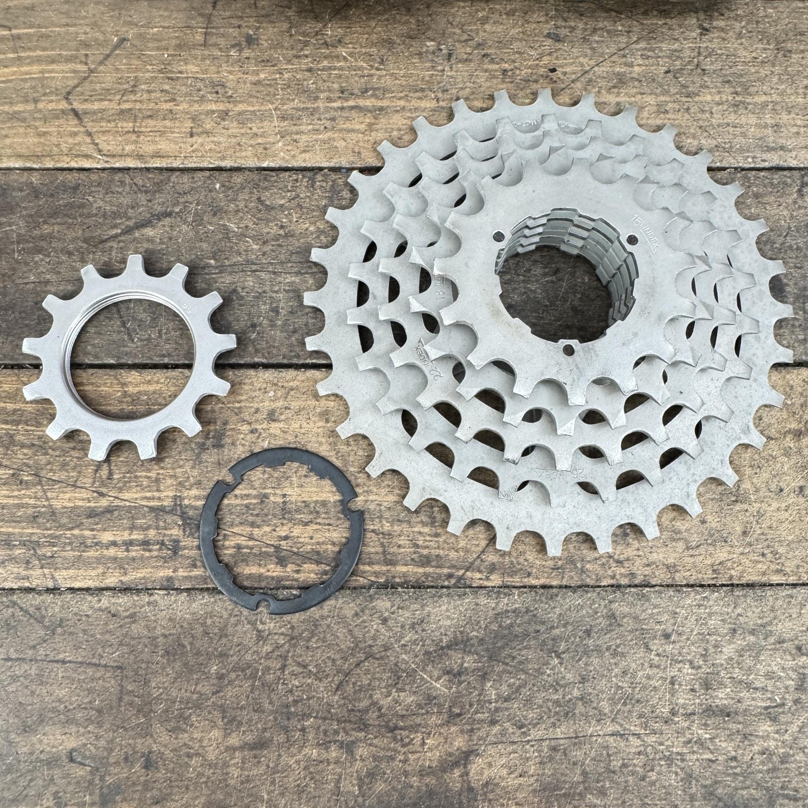 Vintage Shimano 600 UNIGLIDE Cassette NOS 6 Speed 13-32T 32 CS-6400 Tour MTB 6s