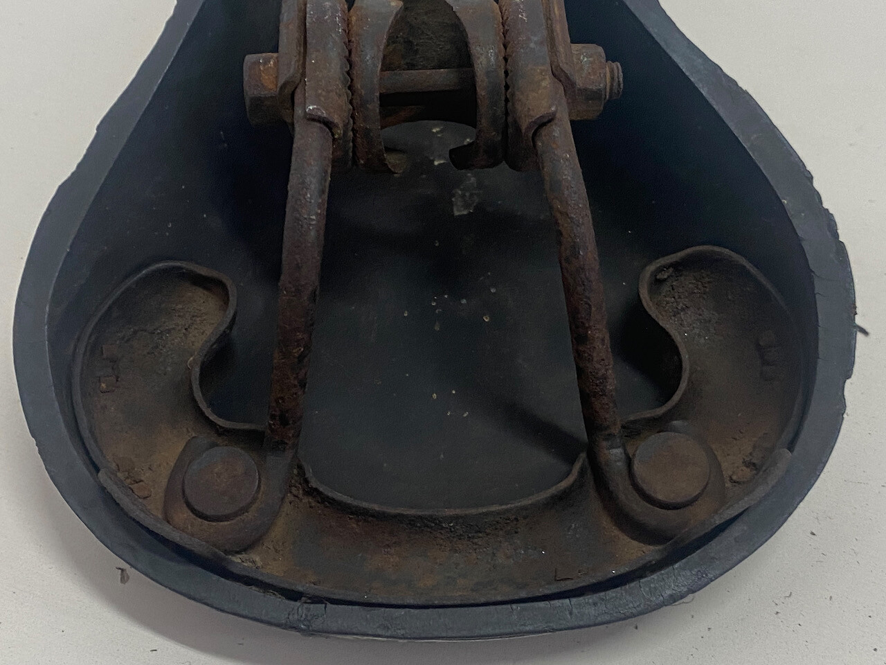 Vintage Bell Leather Bike Saddle – Made in Australia
