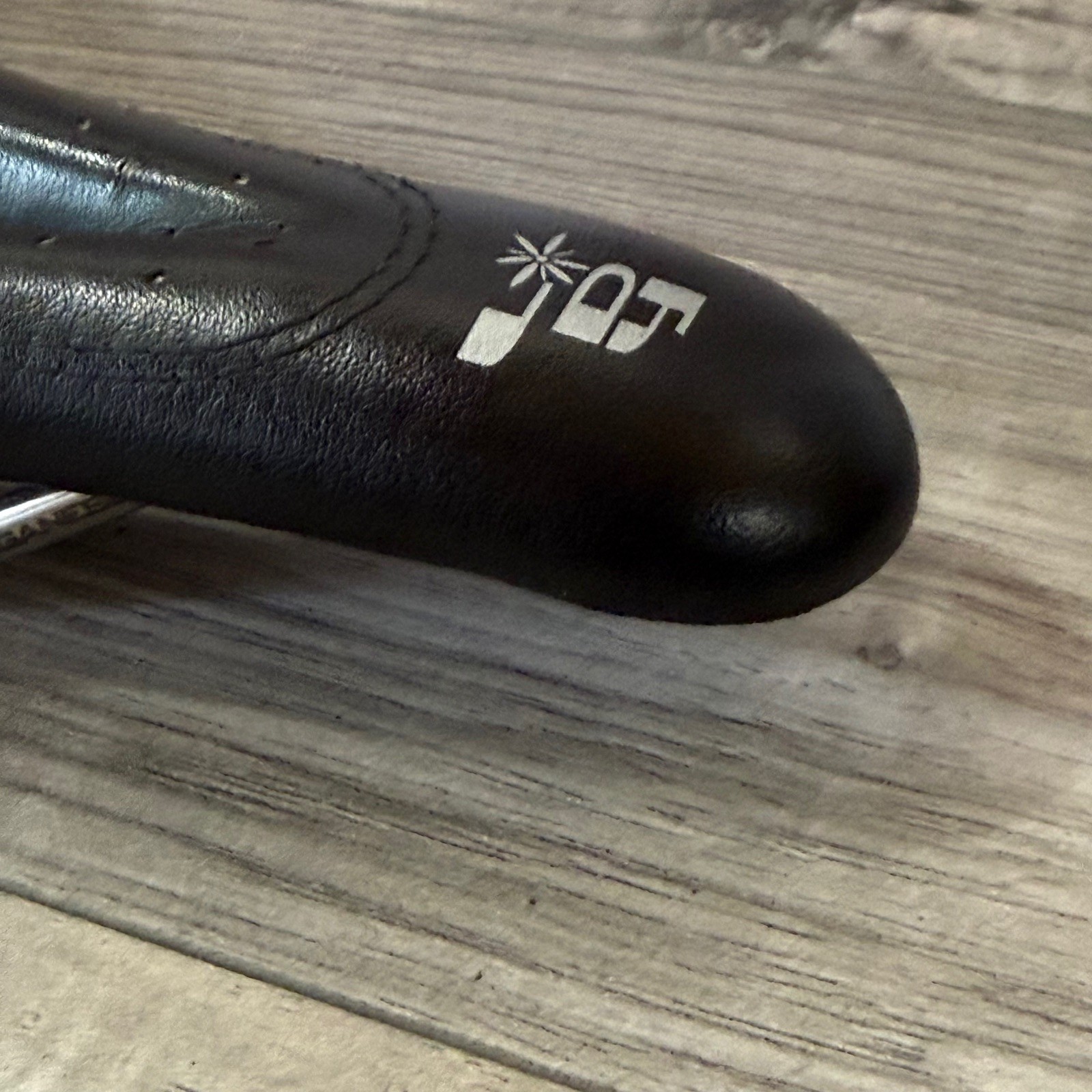Selle Italia SLK Lady Gel Flow Saddle Black Leather Manganese 