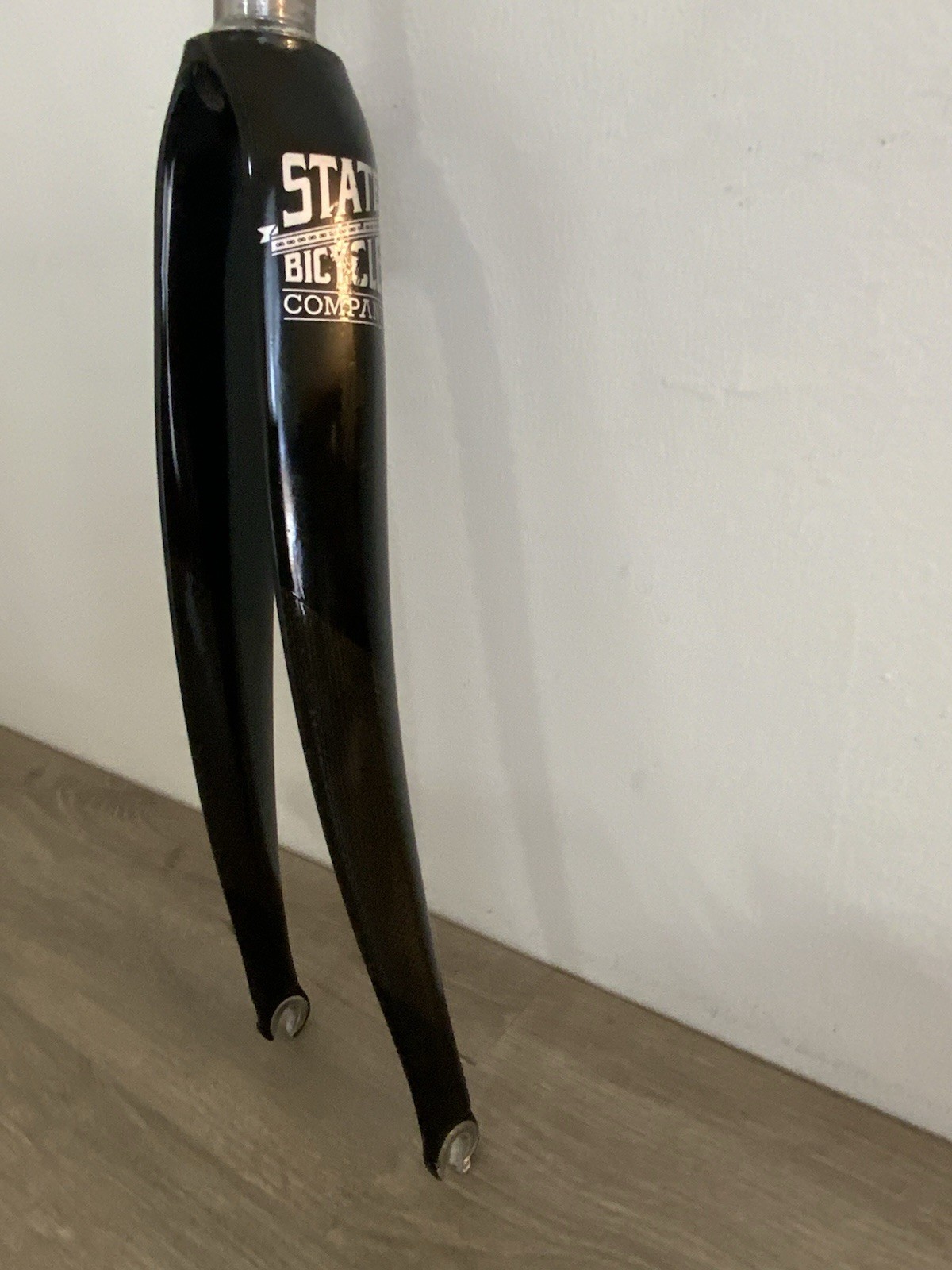 SBC CARBON FORK 700C 1 1/8 INCH STEERER 168 MM LENGTH THREADLESS 484 GRAMS