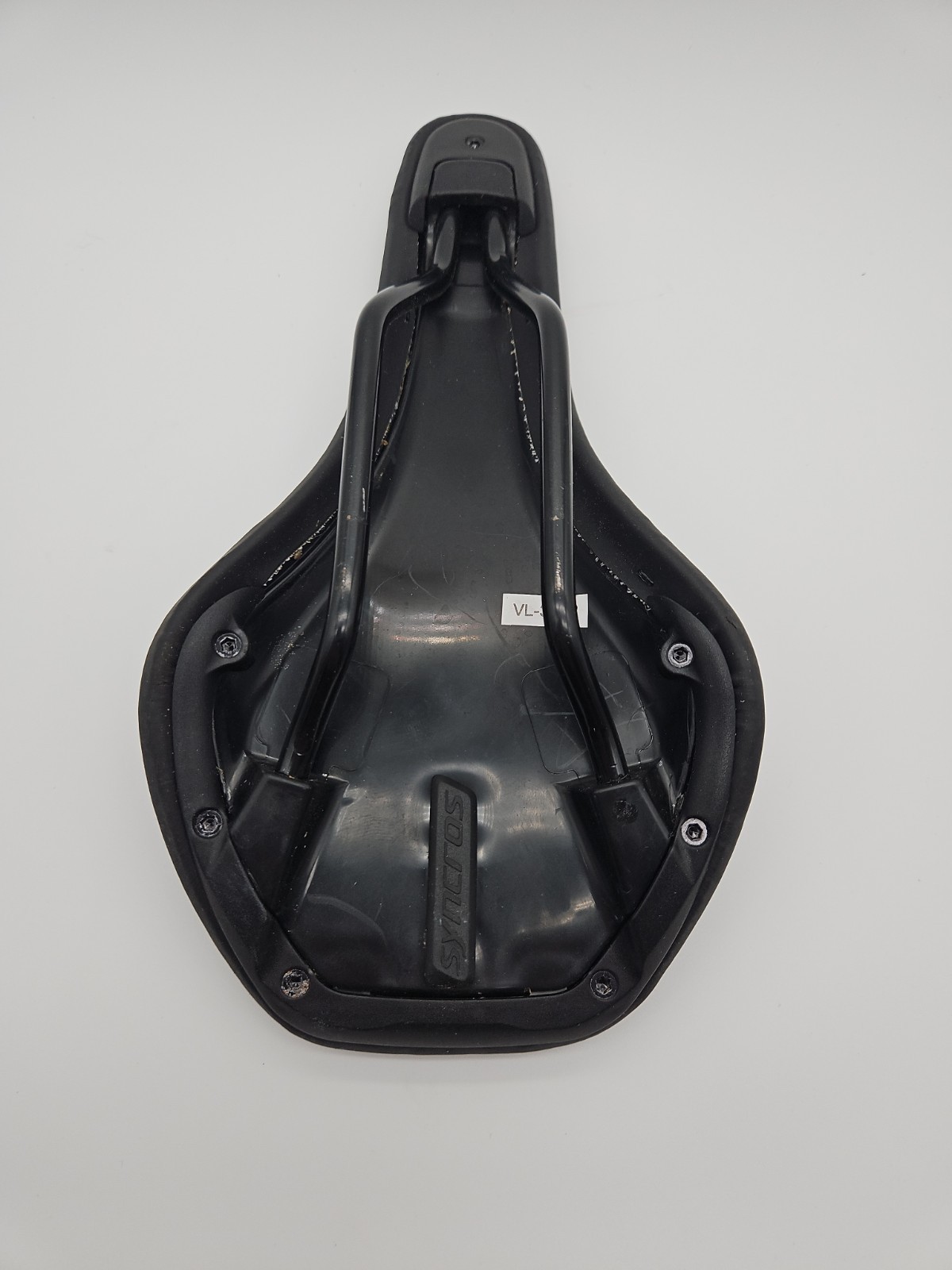 Synchros Belcarra VL-3532 Mountain Bike Road Bike Saddle Steel Rail Performance