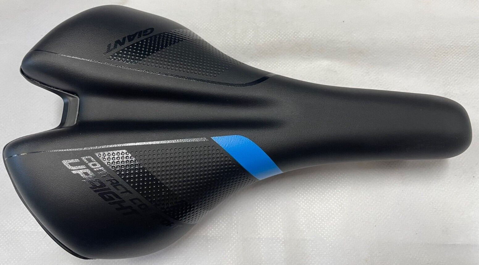 New Giant Contact Comfort Upright Saddle – Black