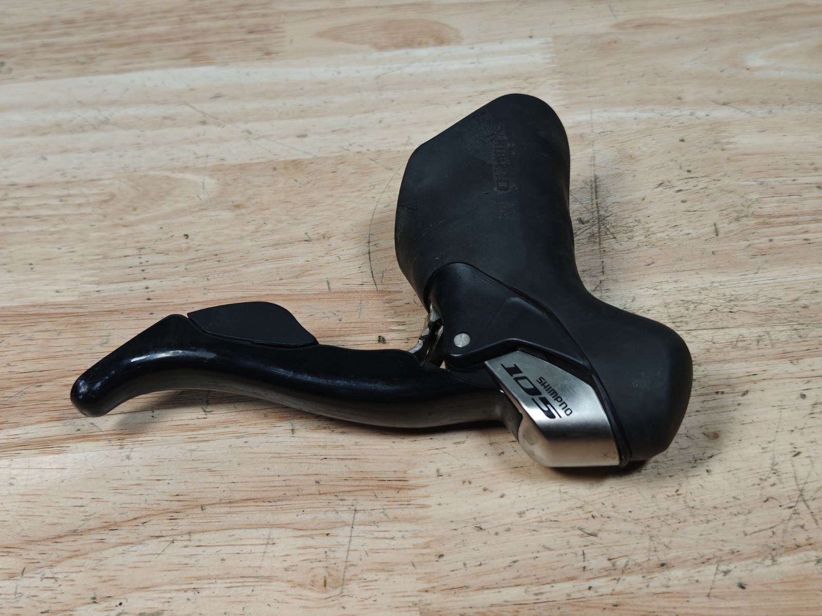 Shimano 105 ST-5700 STI Brake Shift Levers 2×10 Speed