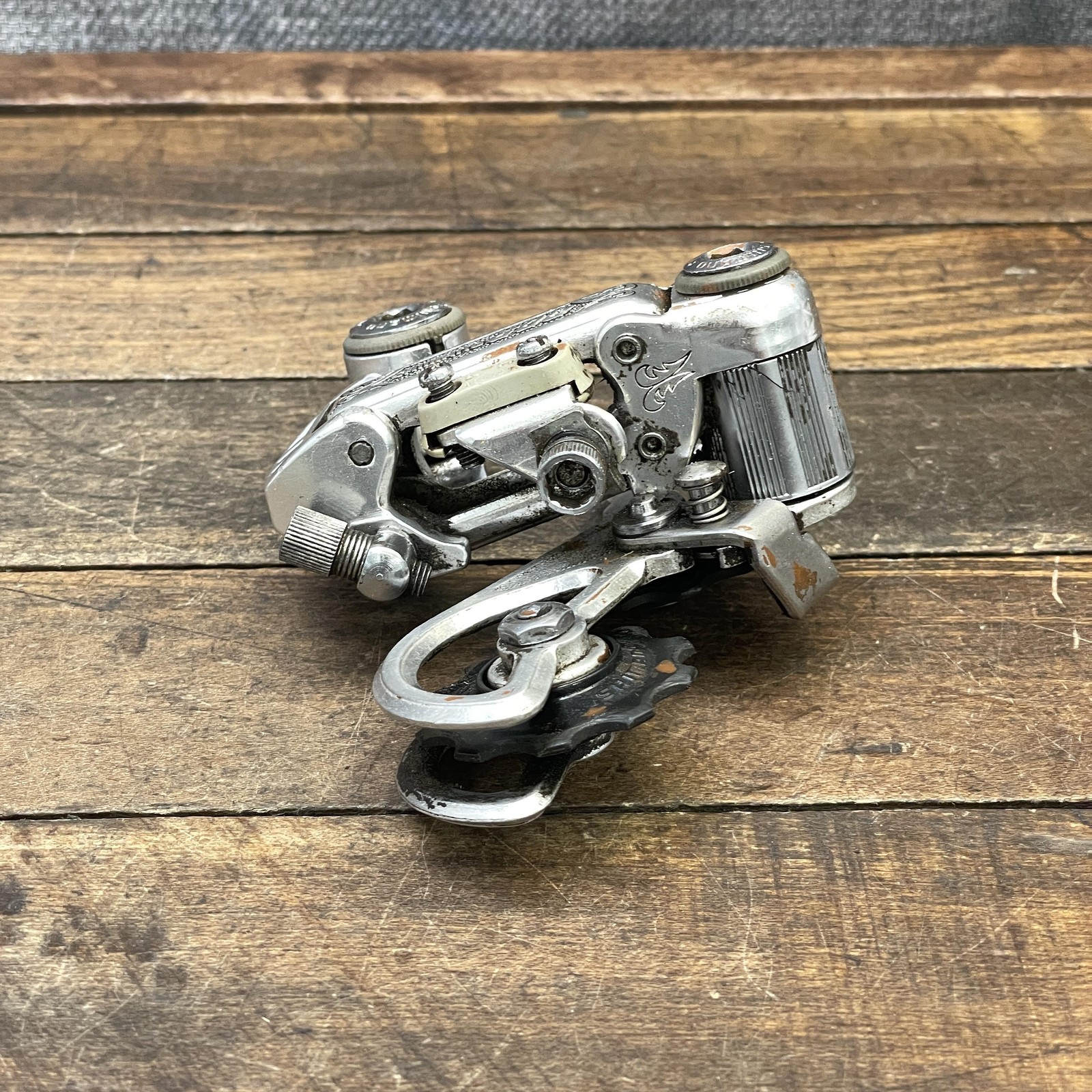 Vintage Shimano 600 Arabesque Rear Derailleur Short Cage Bolt-On Road 190g Japan