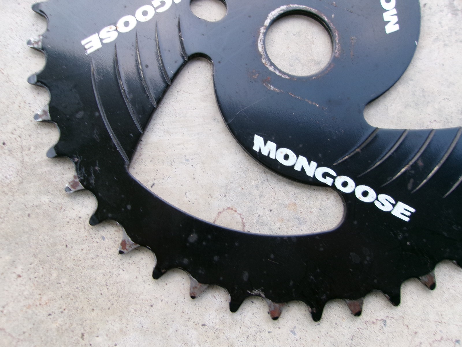 Vintage Mongoose BMX 44T Chainring Sprocket Black Steel Mid School BMX 44 Tooth