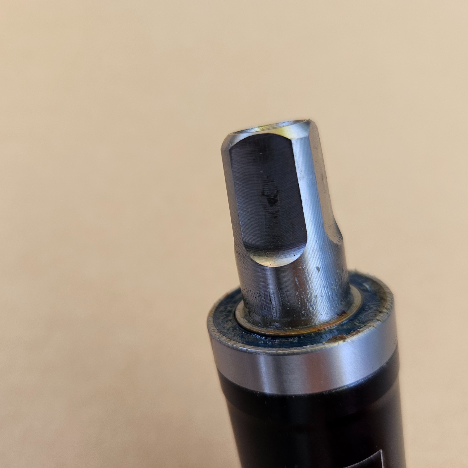 World Class Titanium 73mm Cartridge Bottom Bracket 109mm Spindle English Thread