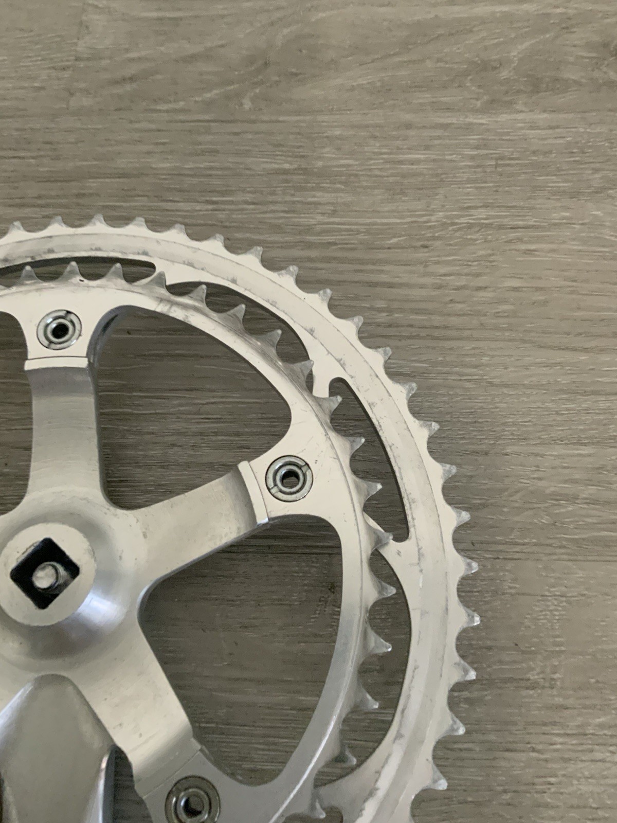SHIMANO 600 ULTEGRA CRANKSET 6400 DOUBLE 175 MM ARMS 53-42 TOOTH
