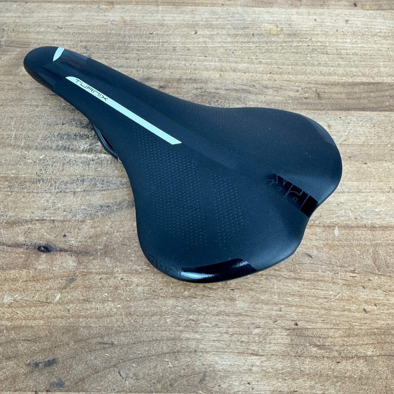 Low Mile! Shimano Pro Turnix 7x9mm Carbon Rails 152mm Bike Saddle 203g