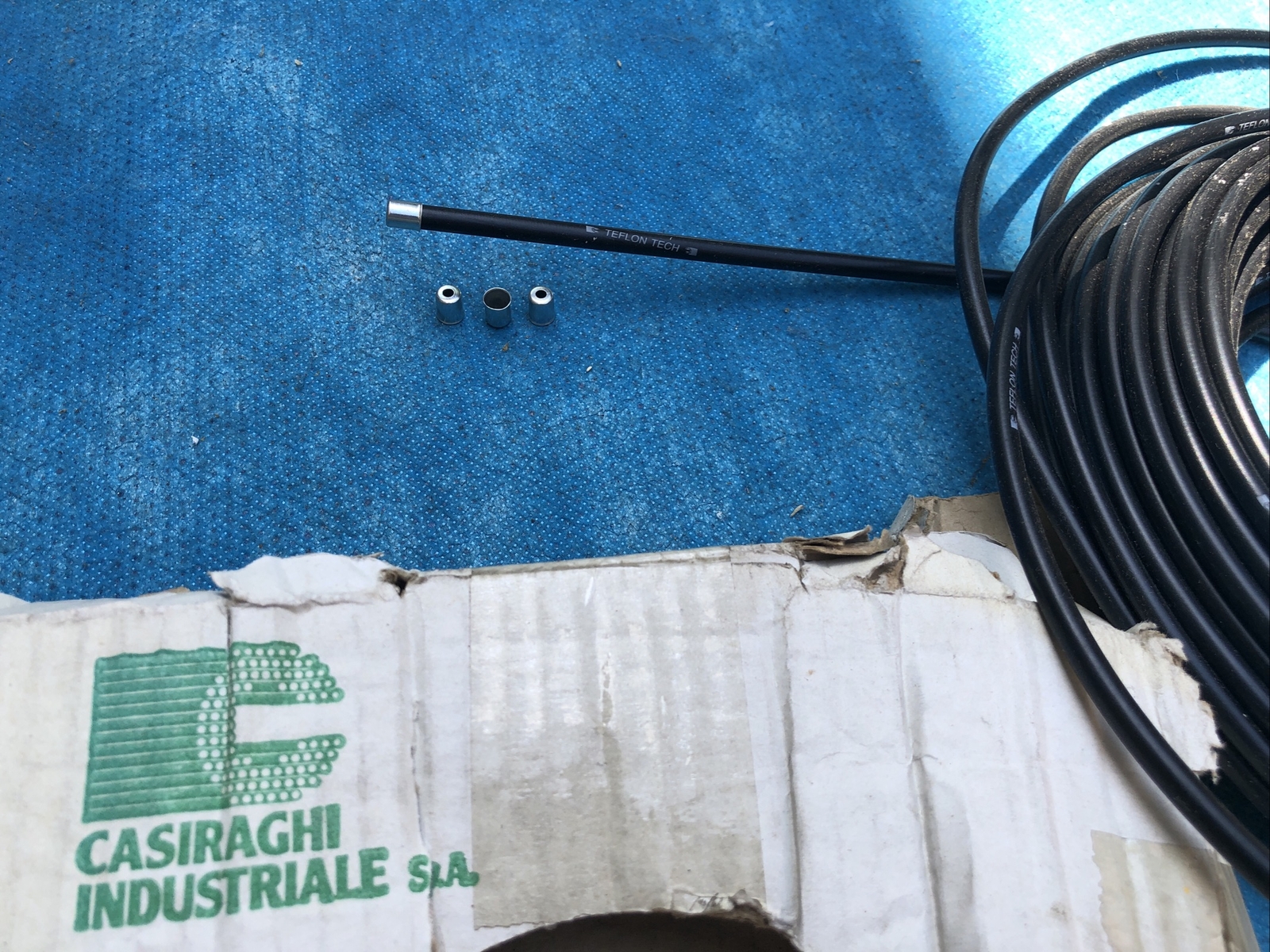 CASIRAGHI Lined Teflon Tech Brake Cable Housing 6 ft Black & 4 Ferrules