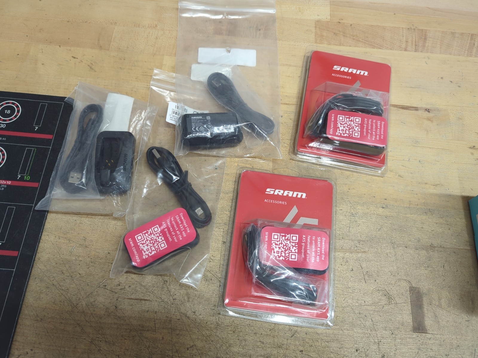 SRAM eTap/AXS Battery Charger and Cord Authentic, New
