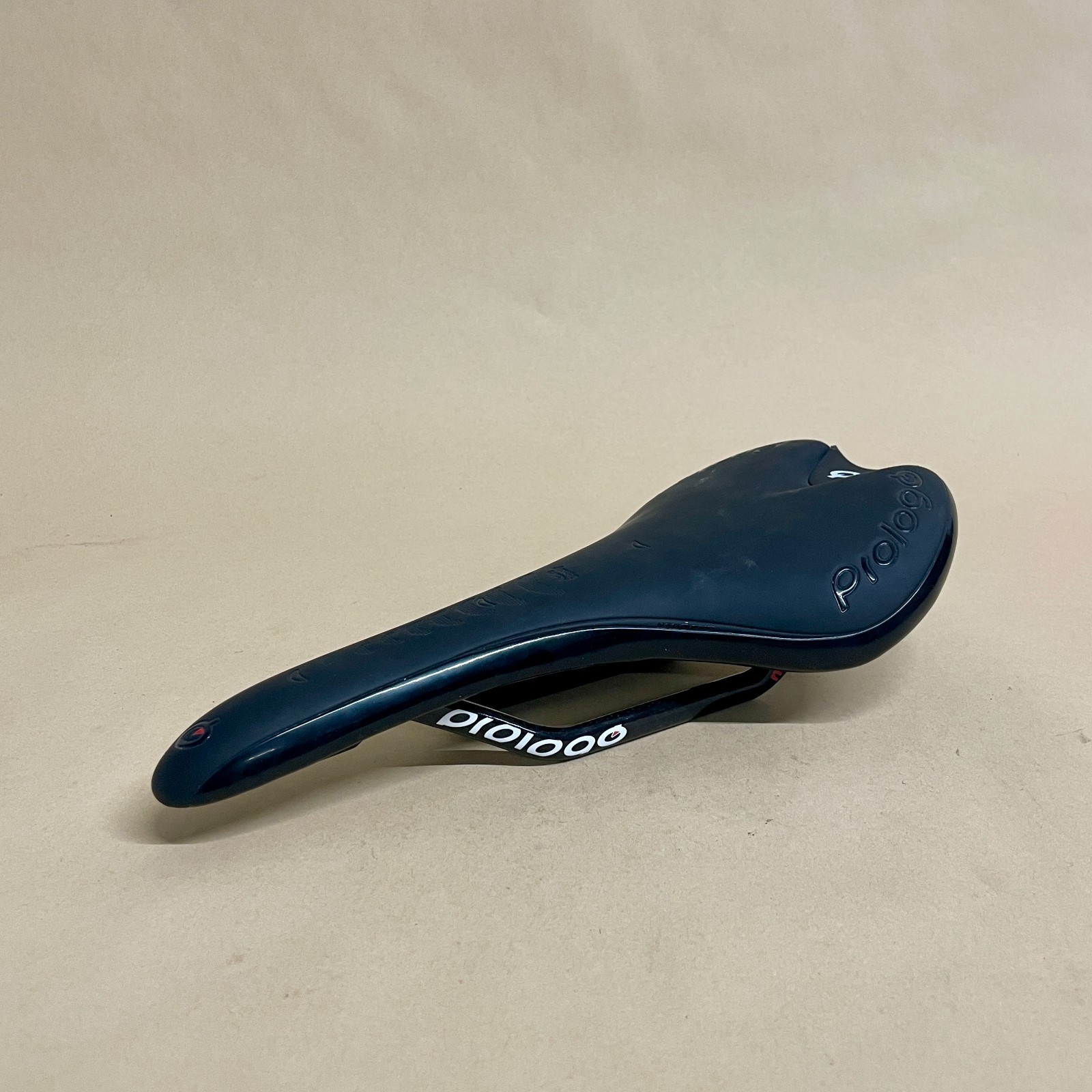Prologo Nago Evo Road Bicycle Saddle Nack Carbon Rails Active Density 134mm Wide