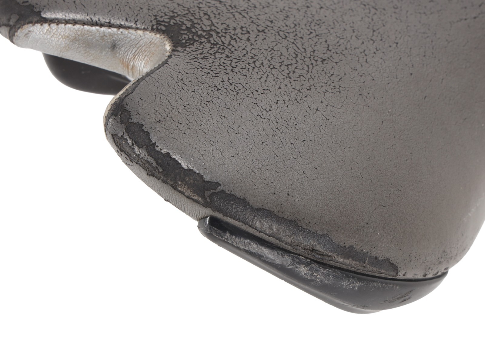 Fizik Aliante Titanio Road Bike Saddle 142mm Black 7 x 7mm Titanium Rail MTB