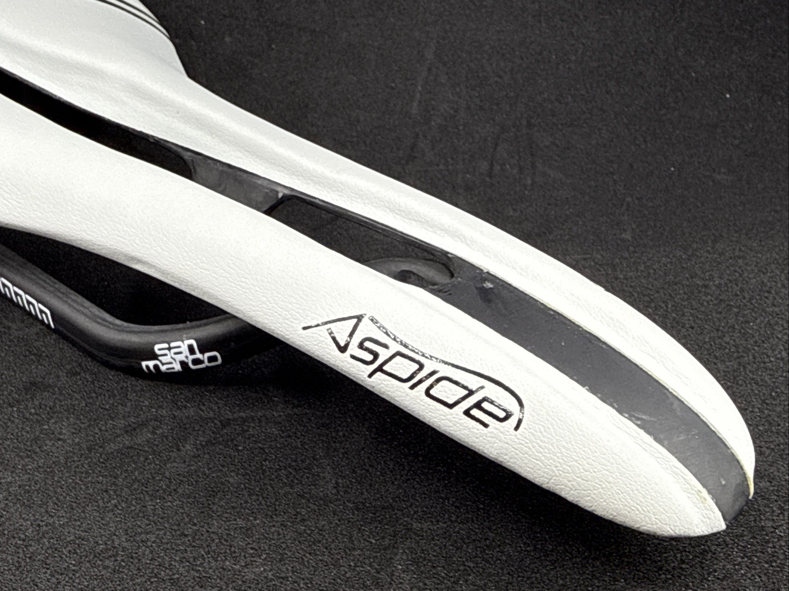 Selle San Marco ASPIDE SUPER LEGGERA Open 116 Grams! 277 x 132mm