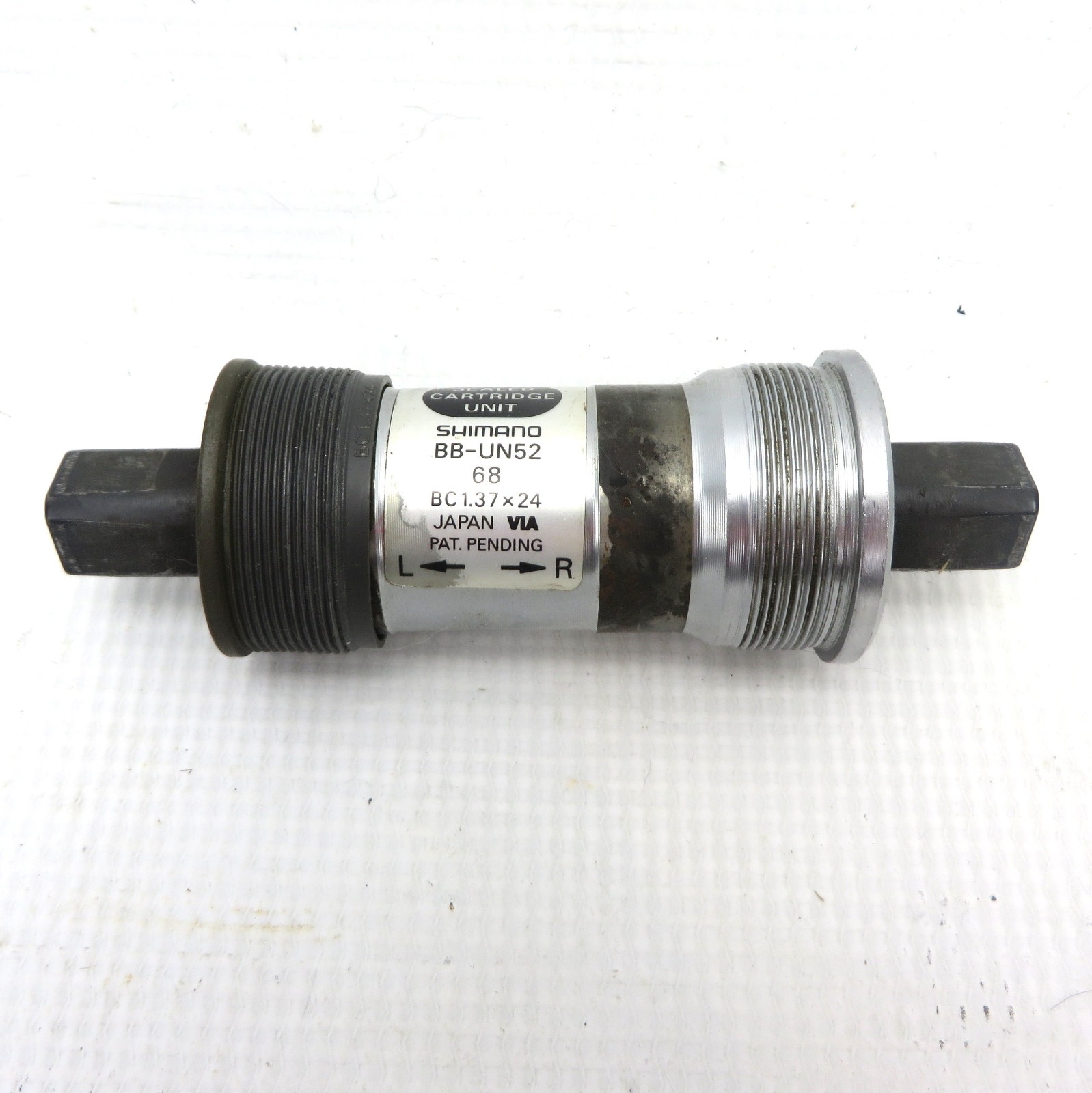 SHIMANO BOTTOM BRACKET Square Taper 68mm BB-UN52 BC 1.37×24 115mm Spindle Length