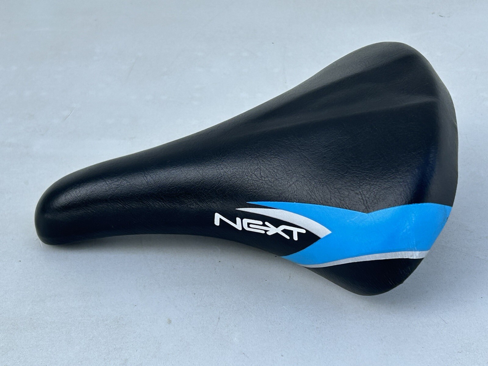Aidelo Next MOUNTAIN BIKE ROAD BIKE 10.5″ 10 1/2″ Blue Black Silver Seat Saddle