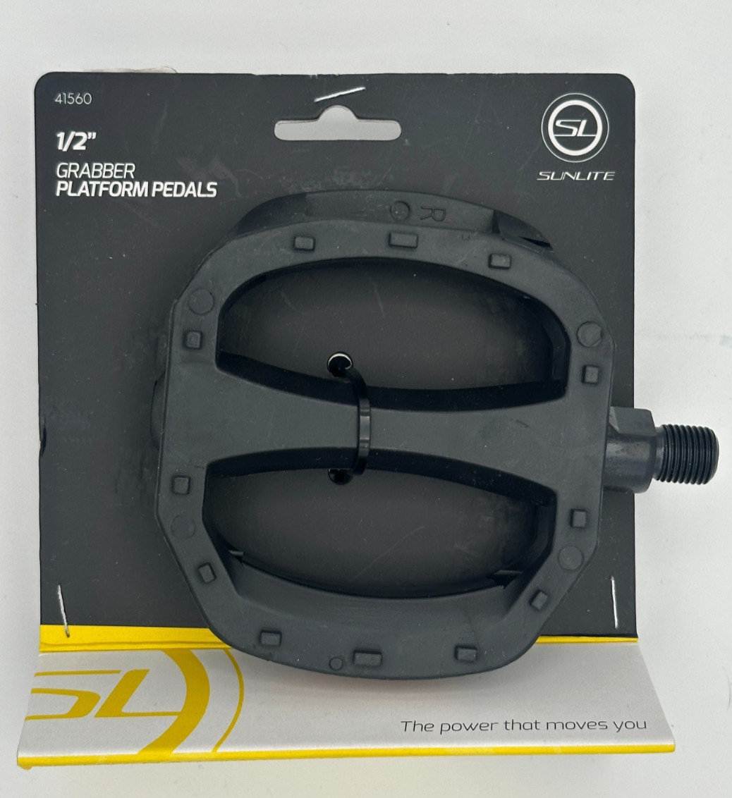 Sunlite 1/2″ Grabber Platform Pedals, Black Nylon Body, Chromoly Spindle (41560)
