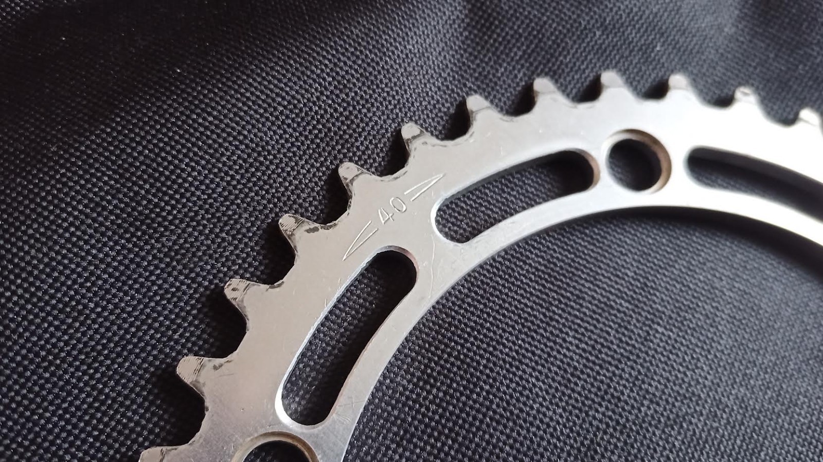 Shimano 40t 130mm bcd double thick and 3/32