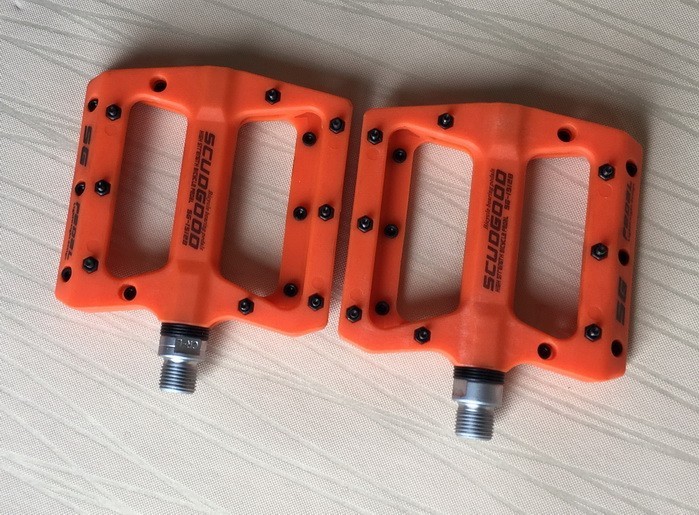 Road MTB Mountain Bike Fixie Bicycle Pedal Bearings Flat Pedals Polyamide Orange