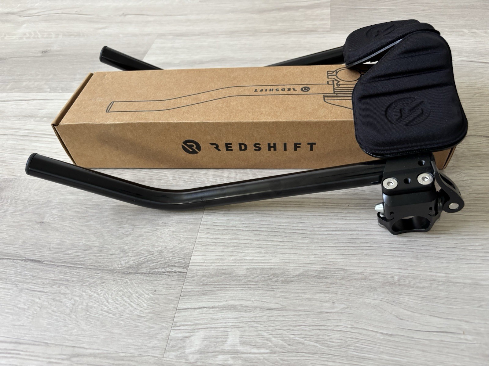 Redshift Quick Release Aluminium S-Bend Triathlon Aero Bars (Open Box)