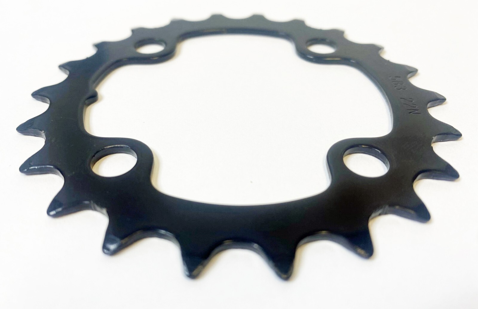 SR Suntour 582-22N 22-Tooth 64 BCD 4-Bolt 8/9/10-Speed Black Chainring – nos