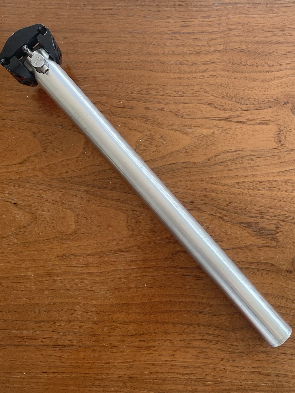 Vintage 27.4 360mm IRD Interloc Racing Designs Seatpost – Silver & Black