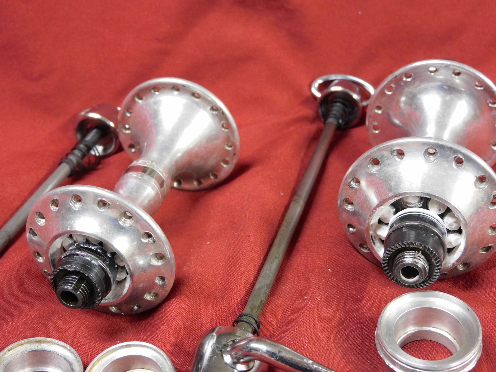 1st Gen 1984/85 Campagnolo 322/101 C-Record Low Flange 32 Hole Hubs & Skewers