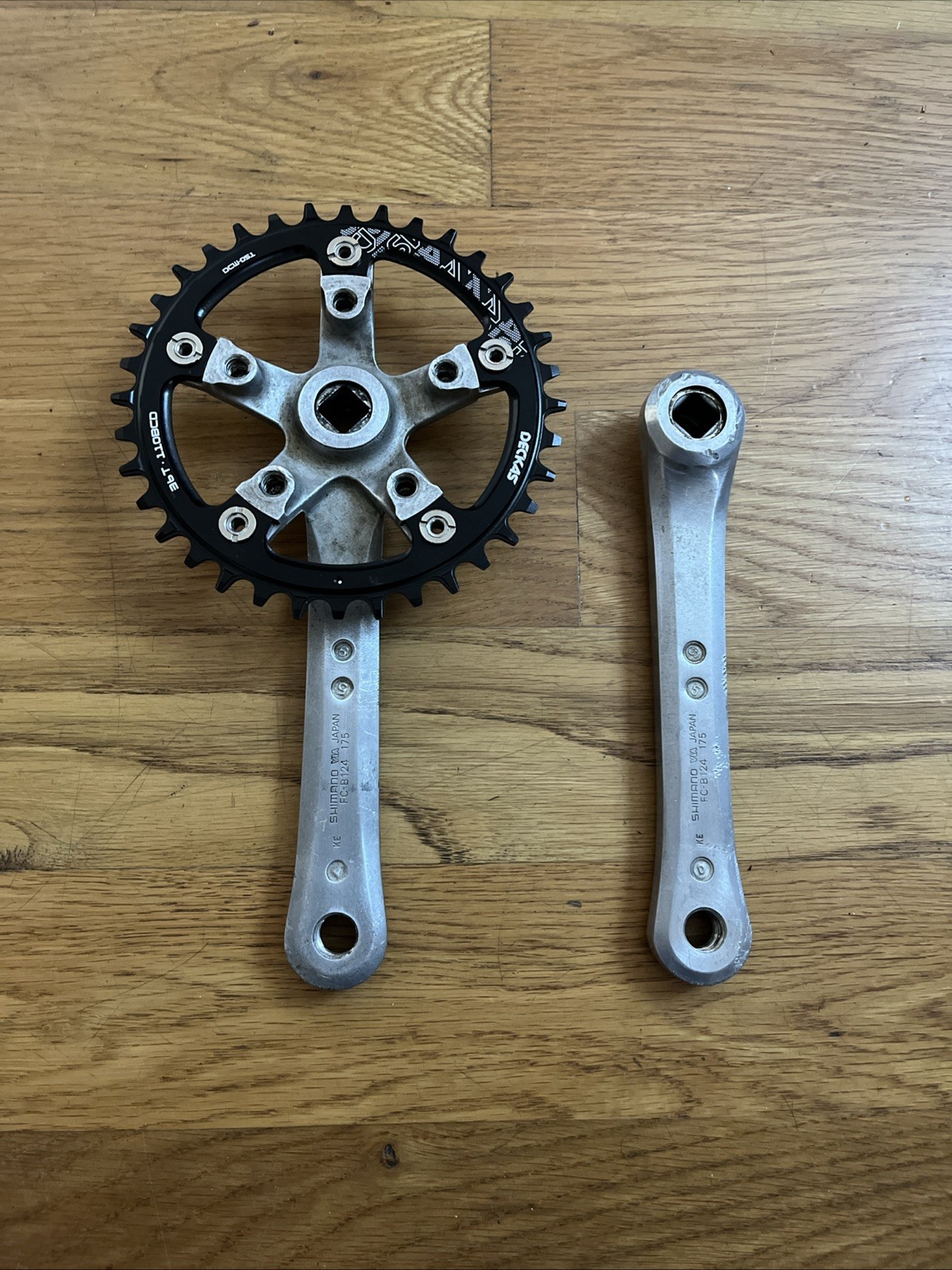 Vintage Shimano FC-B124 Crankset 175mm Square Taper 110 BCD Made in Japan