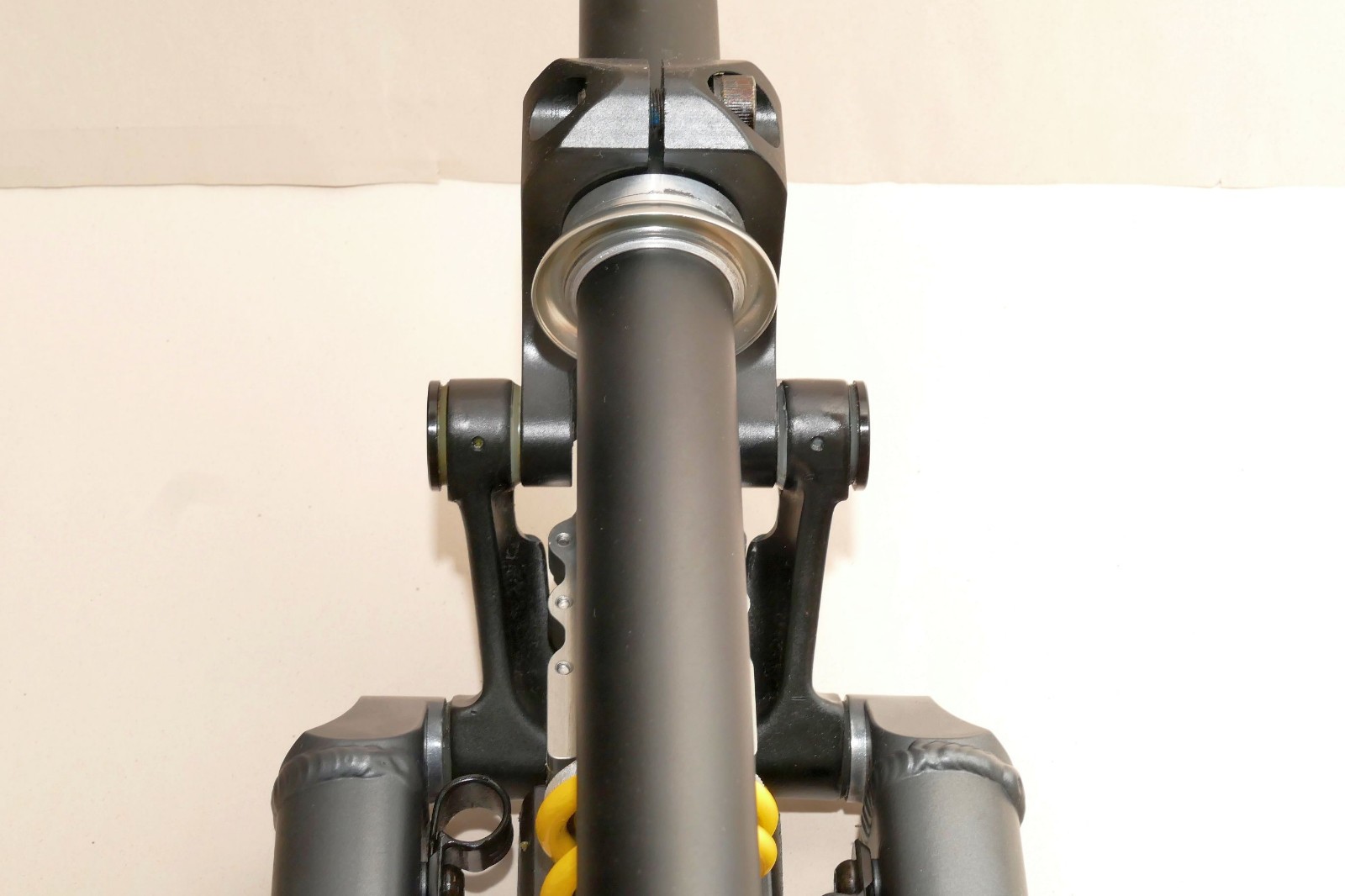 Noleen Crosslink Suspension Forks w/Smart Shock Easton 1 1/8″ Steerer 26″ Wheel