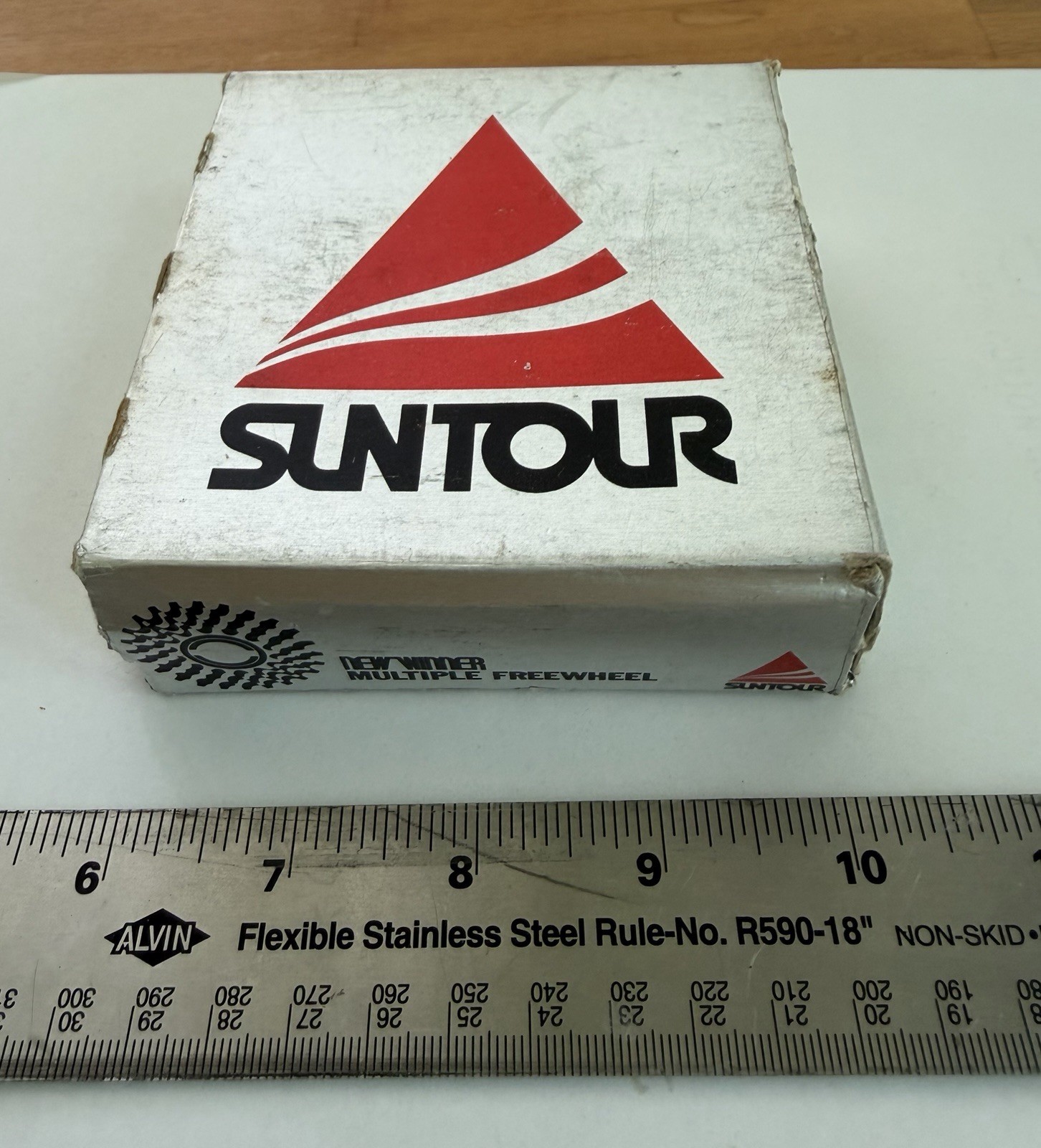 NOS Suntour New Winner Multiple Freewheel NW-5000 NWN