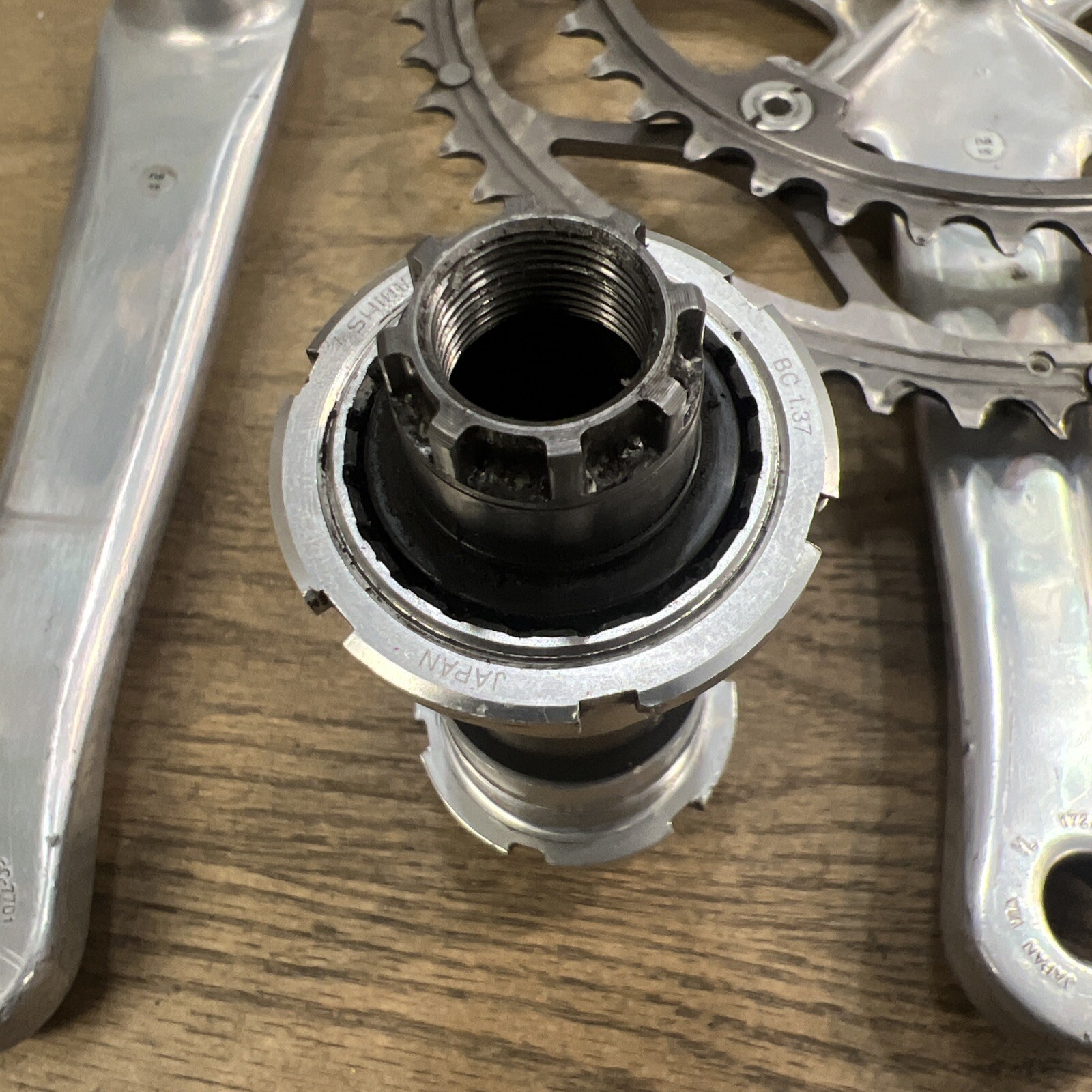 Shimano Dura Ace Crankset FC-7700 172.5mm 53/39 Double 130 BCD w/ BB-7700