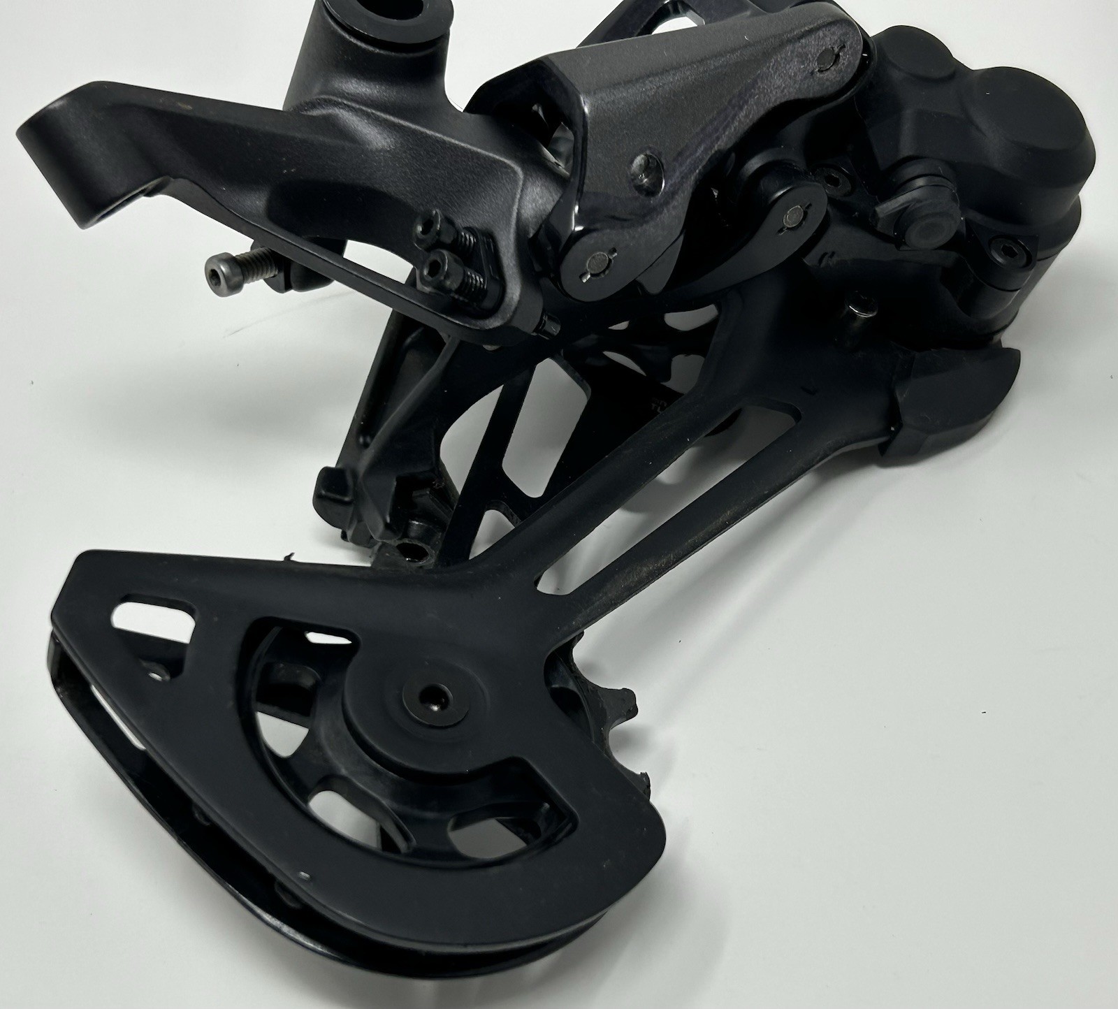 Shimano Deore XT RD-M8100-SGS 12 Spd Mountain Bike Rear Derailleur Long 51T B15