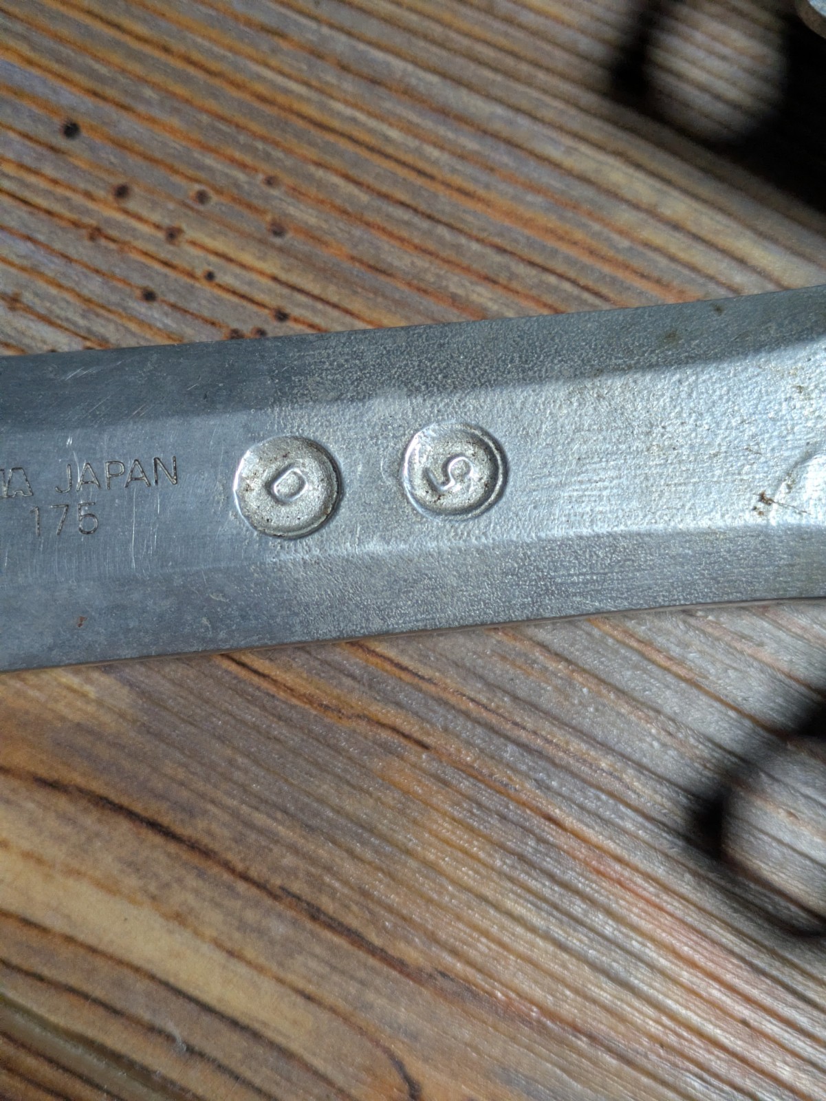 Vintage Shimano FC-B124 Crank BCD 175 Silver 5-Arm