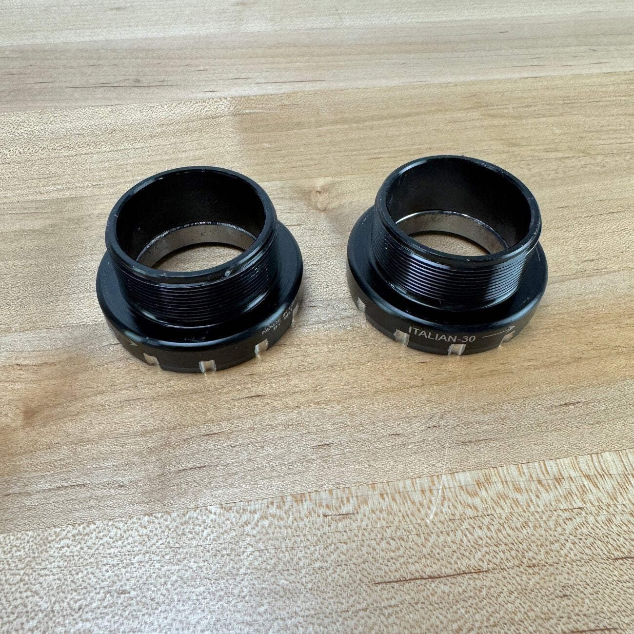 Enduro ITA Italian Threaded Bottom Bracket for 30mm Spindles 93g