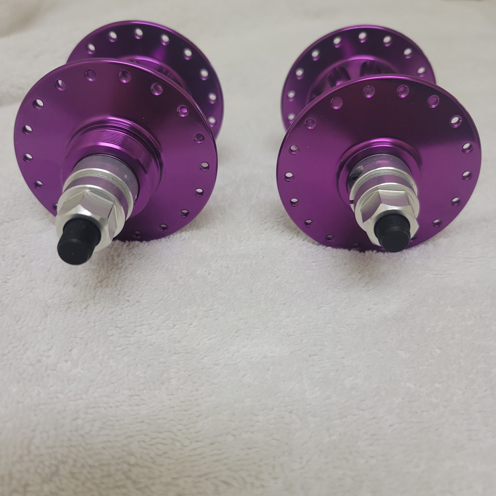 TNT Revolver High Flange 36H BMX Hubs 3/8″ Axle Sealed Cartridge Bearing New NOS