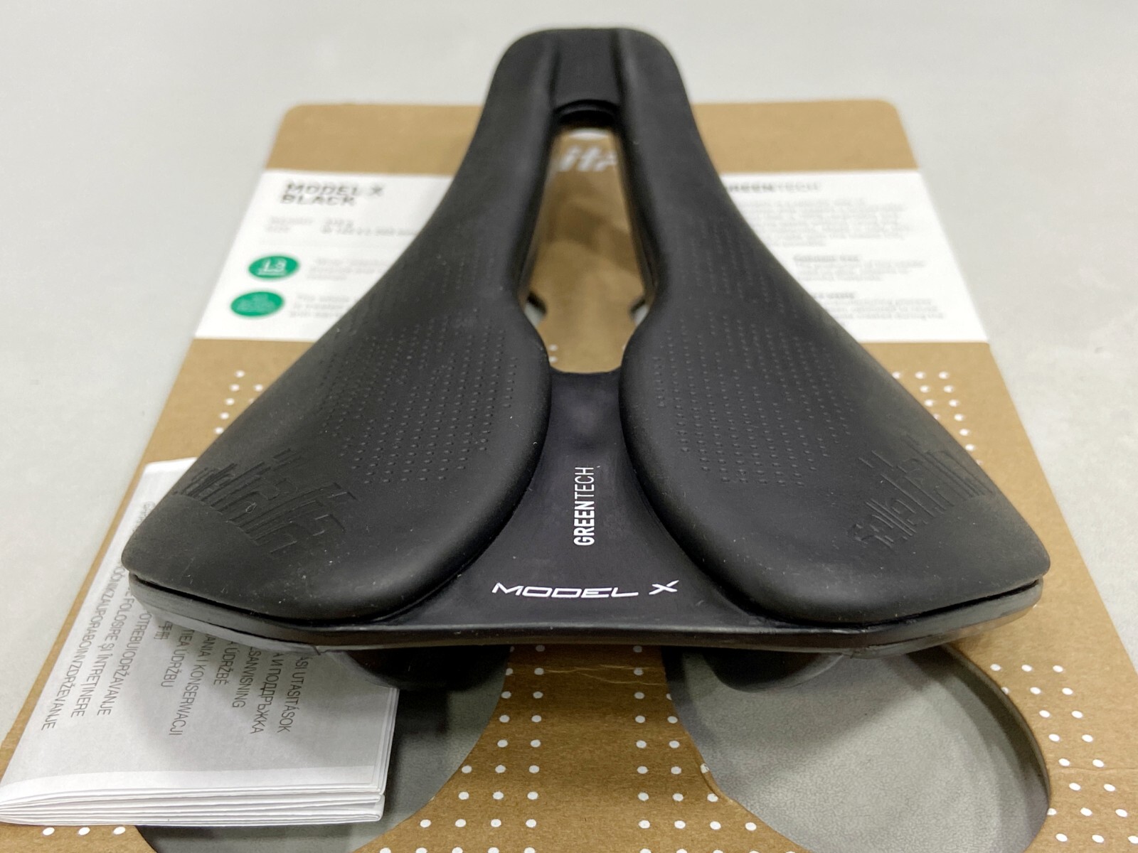Selle Italia Model-X Superflow Fec Alloy Rail SF L3 145x245mm Saddle (Black)