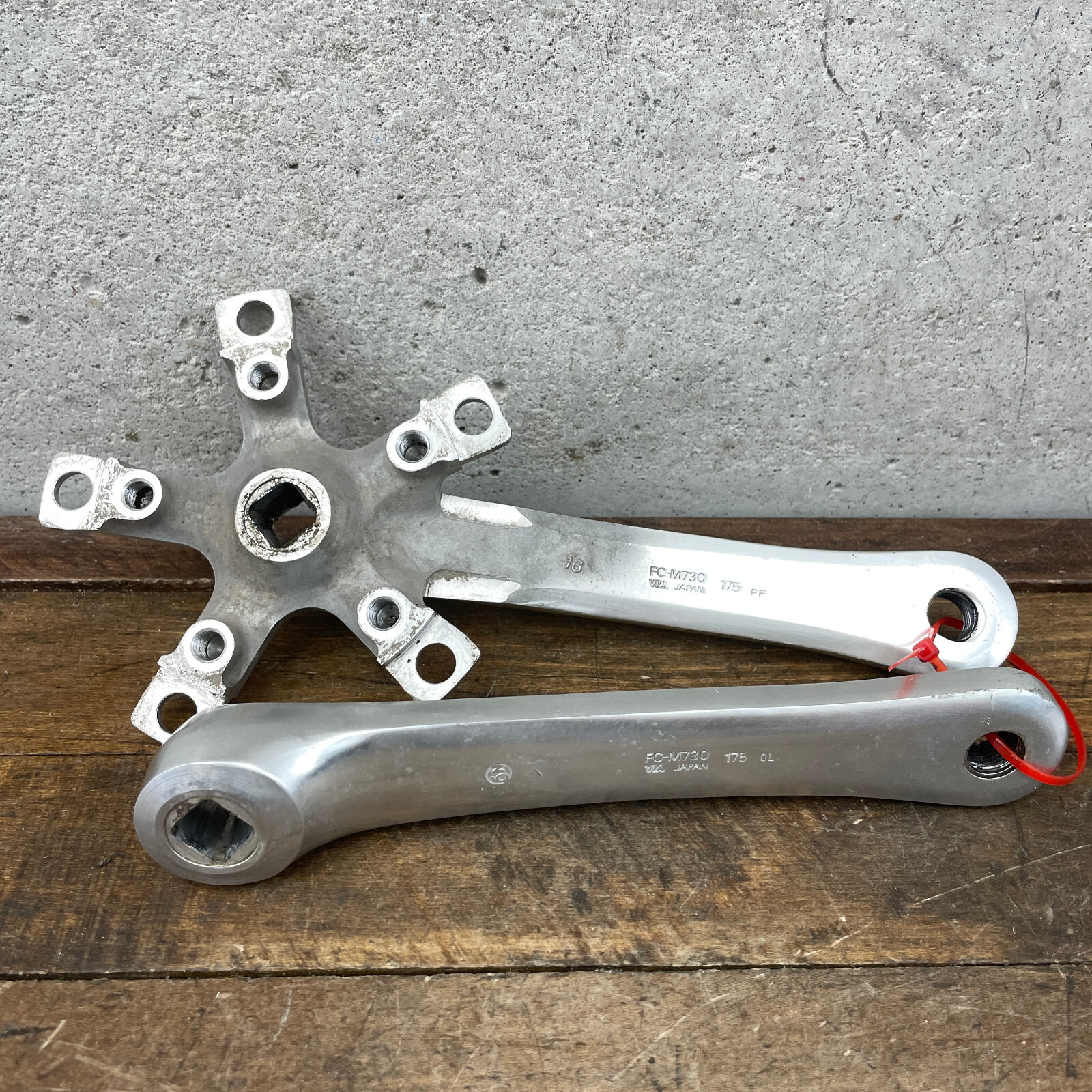 Vintage Shimano Deore XT FC-M730 Crank Set 175 mm Pantograph Cranks 1990s OG A4