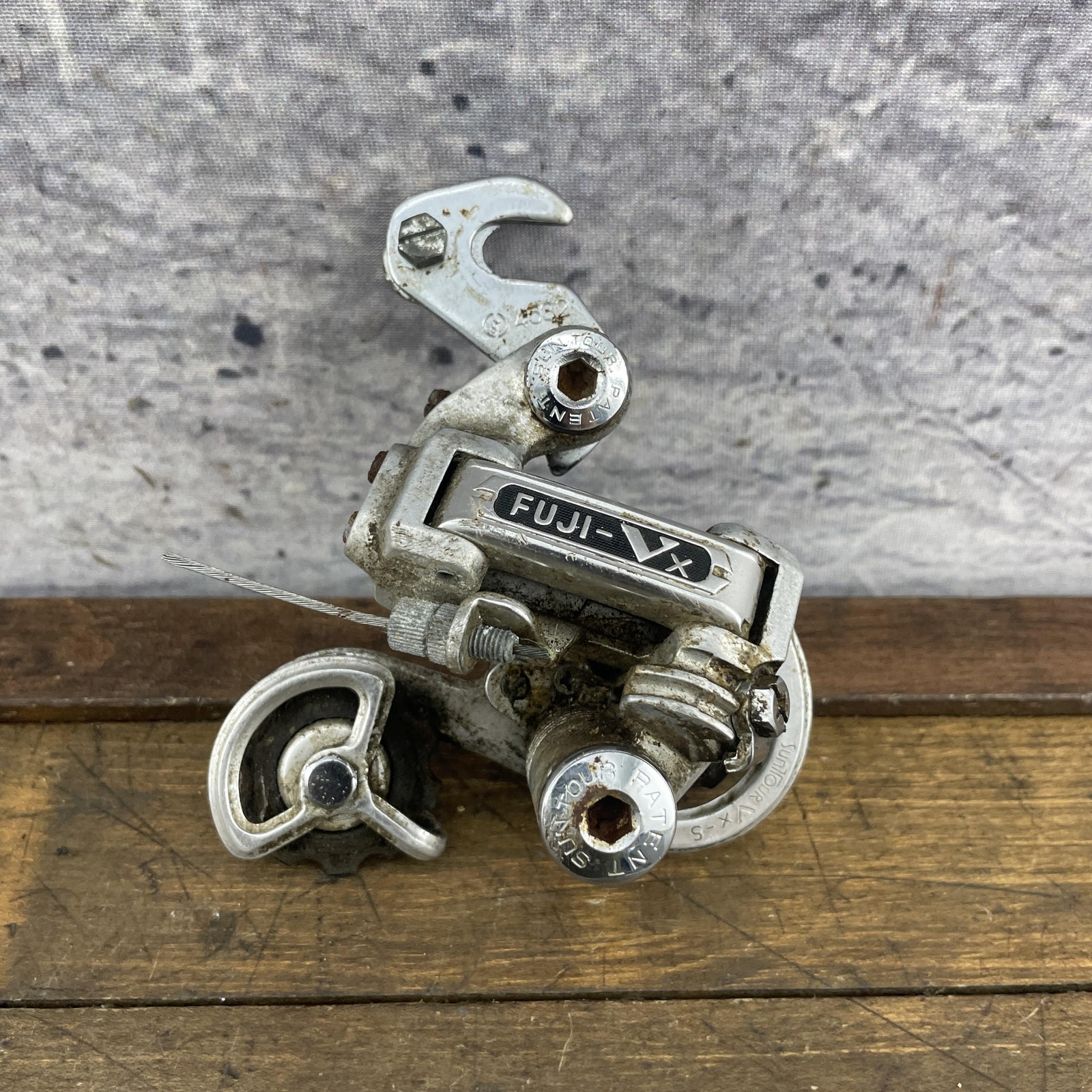 Vintage Fuji-VX Rear Derailleur Japan Maeda SunTour Claw Mount 245g Stuck Cable