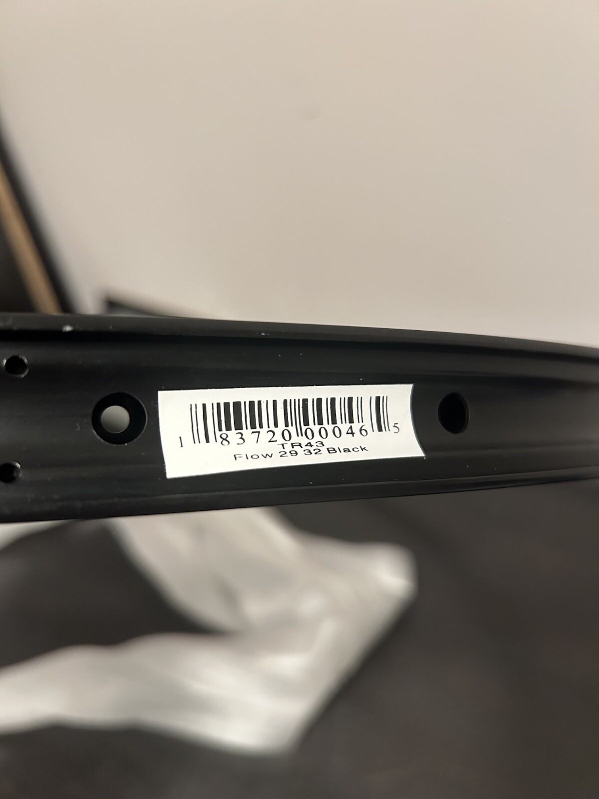 NEW Rim Stan’s NoTubes ZTR FLOW 29″ Disc 32H Black NEW