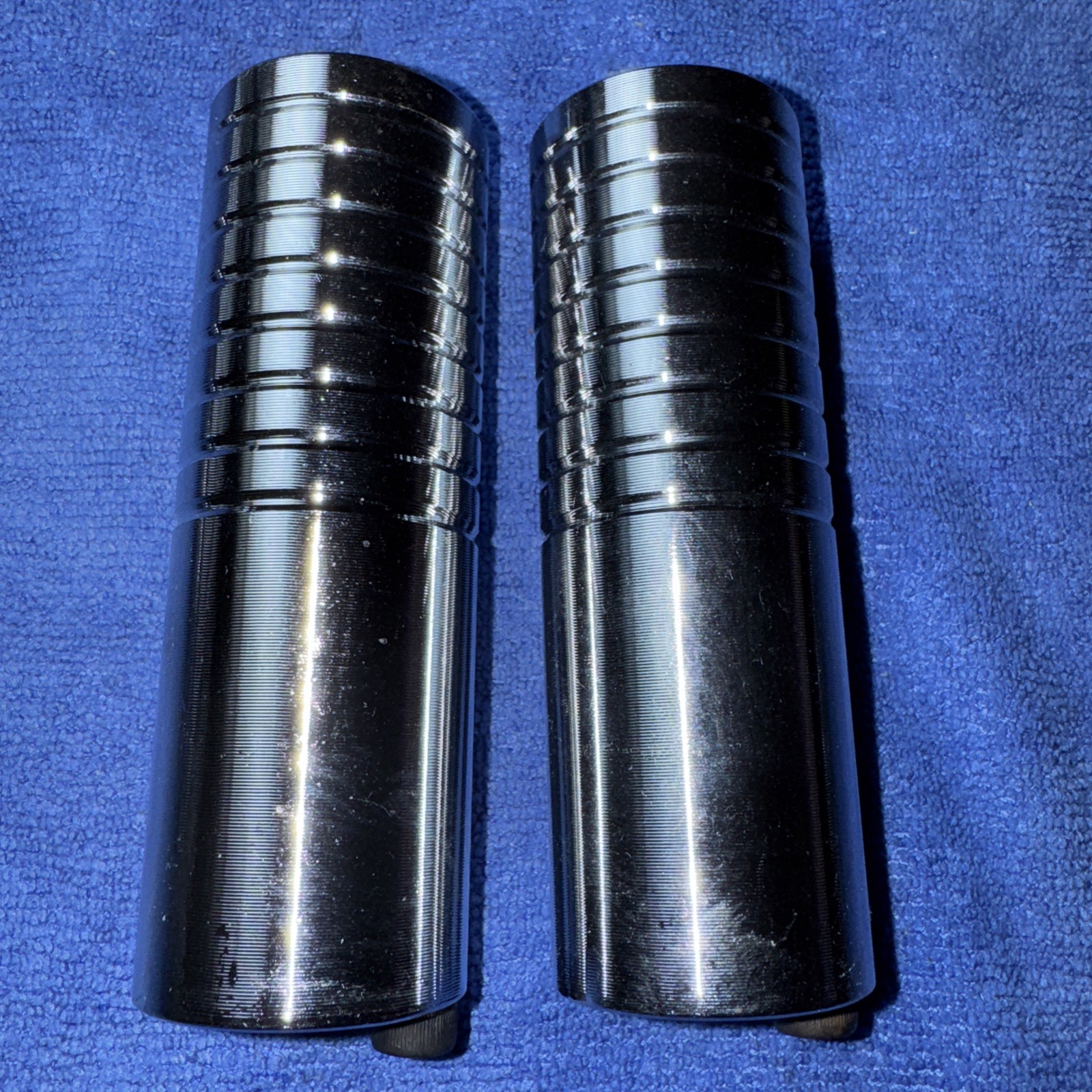 UNBRANDED CHROMOLY 14MM AXLE PEGS 1-1/2″ DIAMETER MID SCHOOL BMX NEW NEVER INST