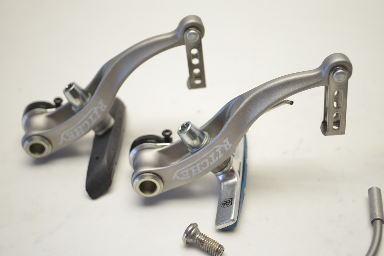 RITCHEY WCS GRAY MOUNTAIN BICYCLE LINEAR V BRAKES BRAKE SET